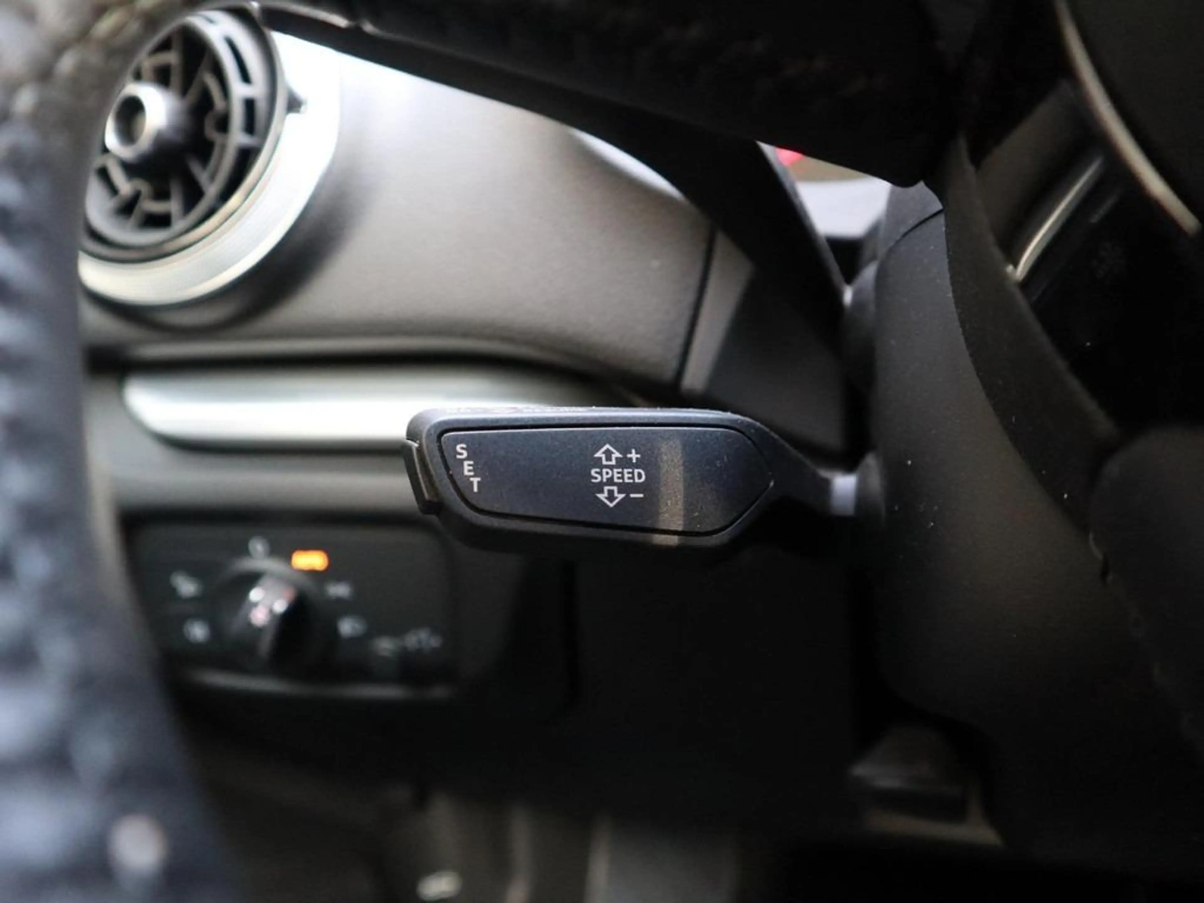 Audi A3 Limousine 35 TFSI Business edition | Clima | Cruis — photo 19