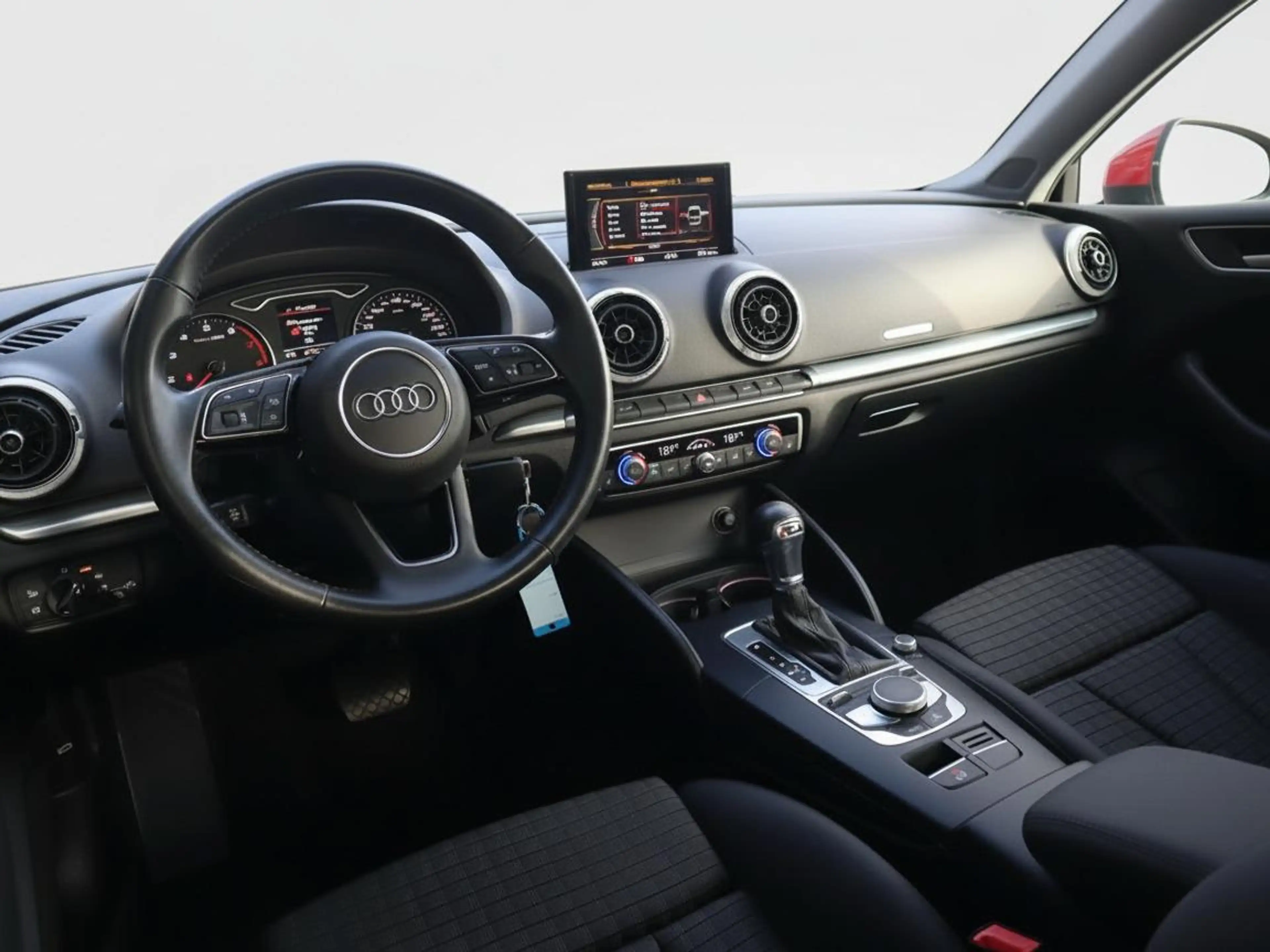 Audi A3 Limousine 35 TFSI Business edition | Clima | Cruis — photo 15