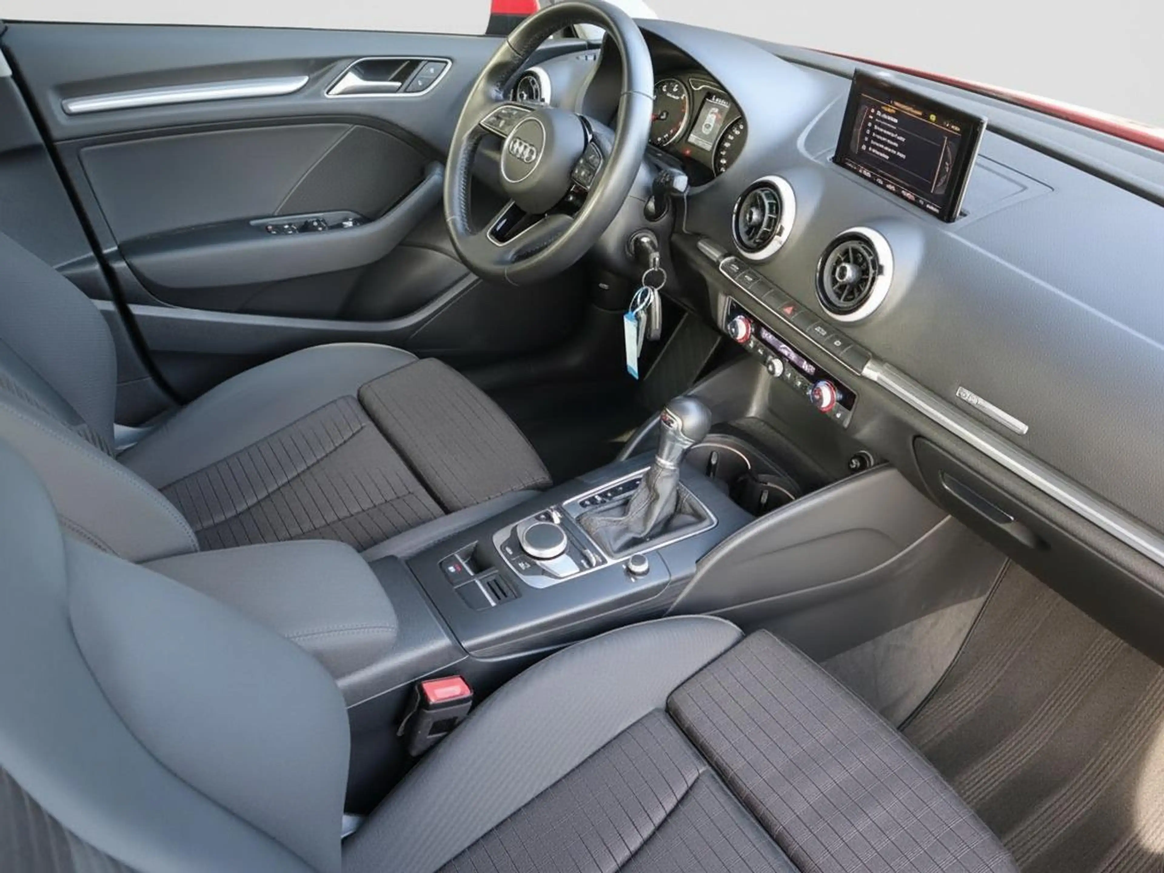 Audi A3 Limousine 35 TFSI Business edition | Clima | Cruis — photo 12