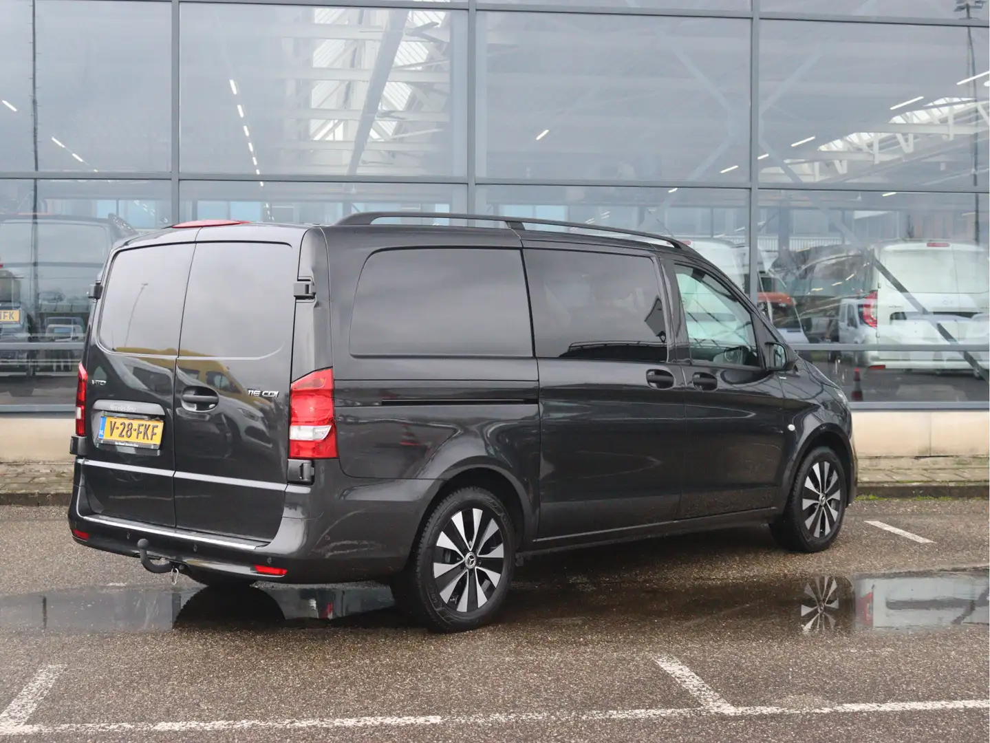 Mercedes-Benz Vito 116 CDI L2 D.C. Pro | AIRCO/CAMERA/CRUISE/2.500KG Gris - 2