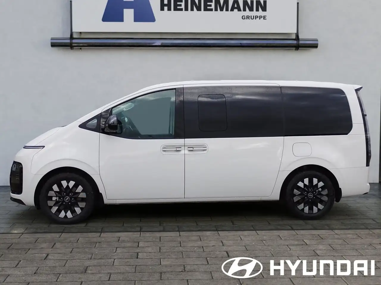 Hyundai Staria 2026