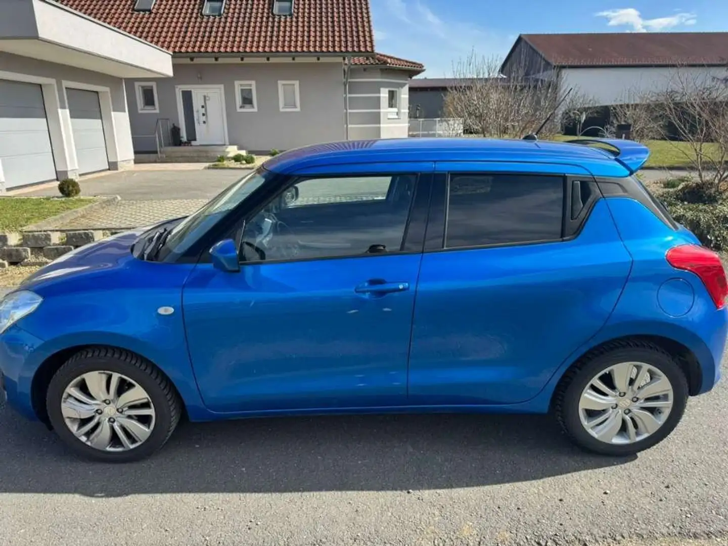 Suzuki Swift Swift 1,0 DITC Hybrid Flash Flash Blau - 2
