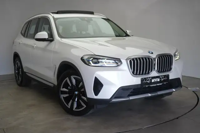 BMW X3 main image