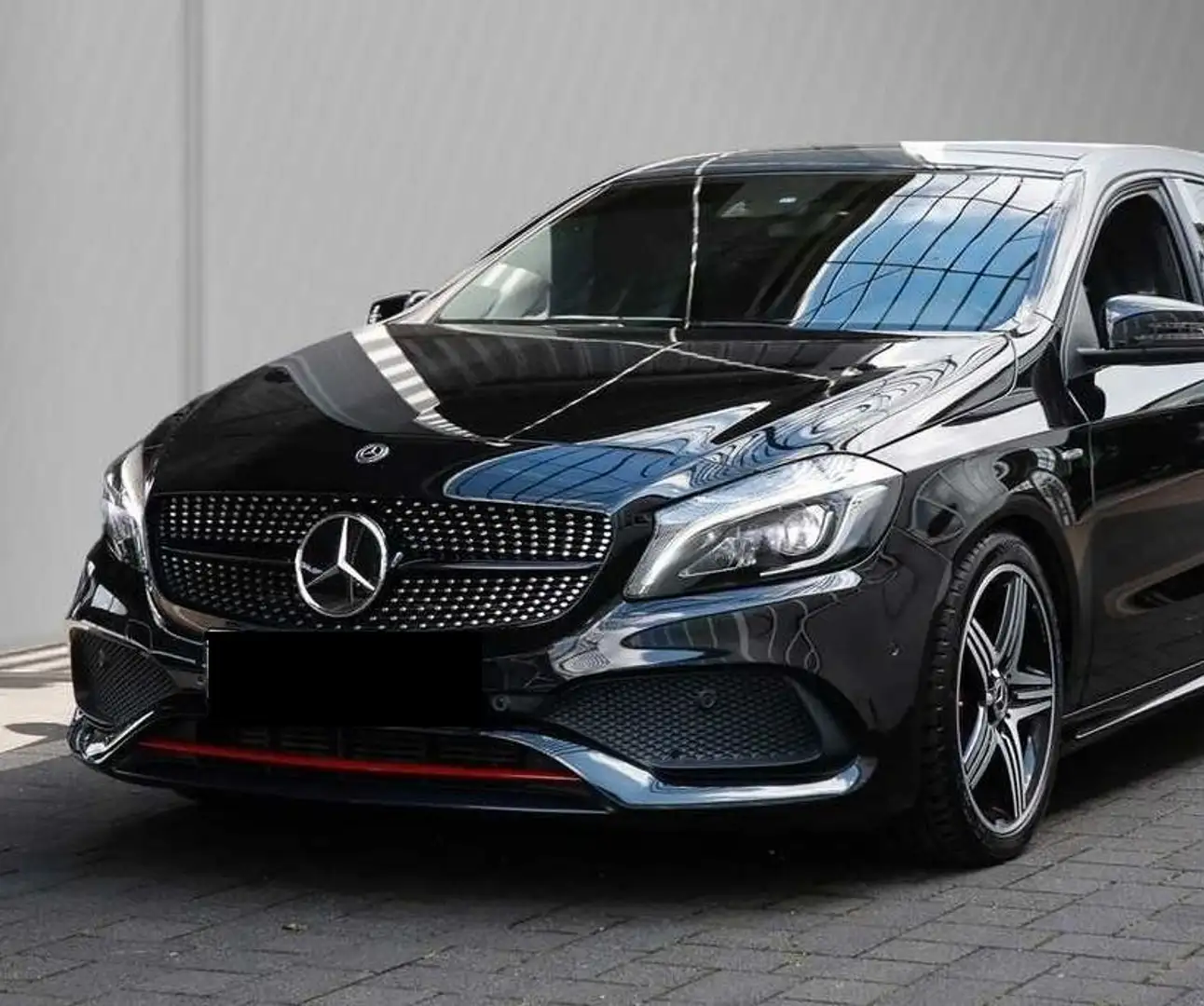 Mercedes-Benz A 250 A250 SPORT AMG EXCLUSIVE PAKET LEDER PANO CAMERA Nero - 1