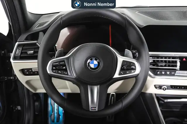 BMW 3 Series view 9