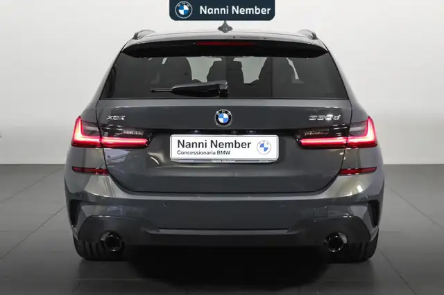 BMW 3 Series view 4