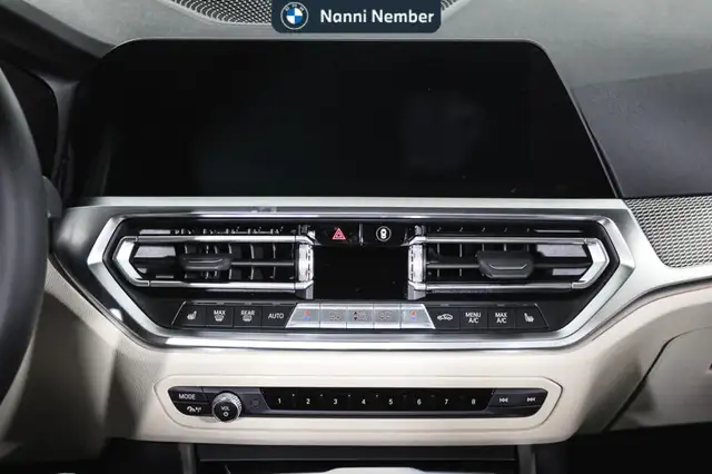 BMW 3 Series view 12