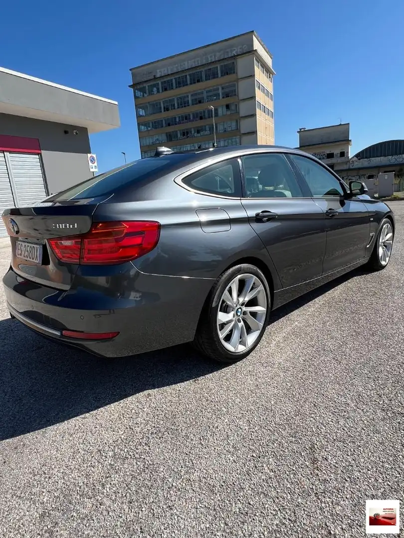 BMW 318 d Turismo Luxury Bianco - 2