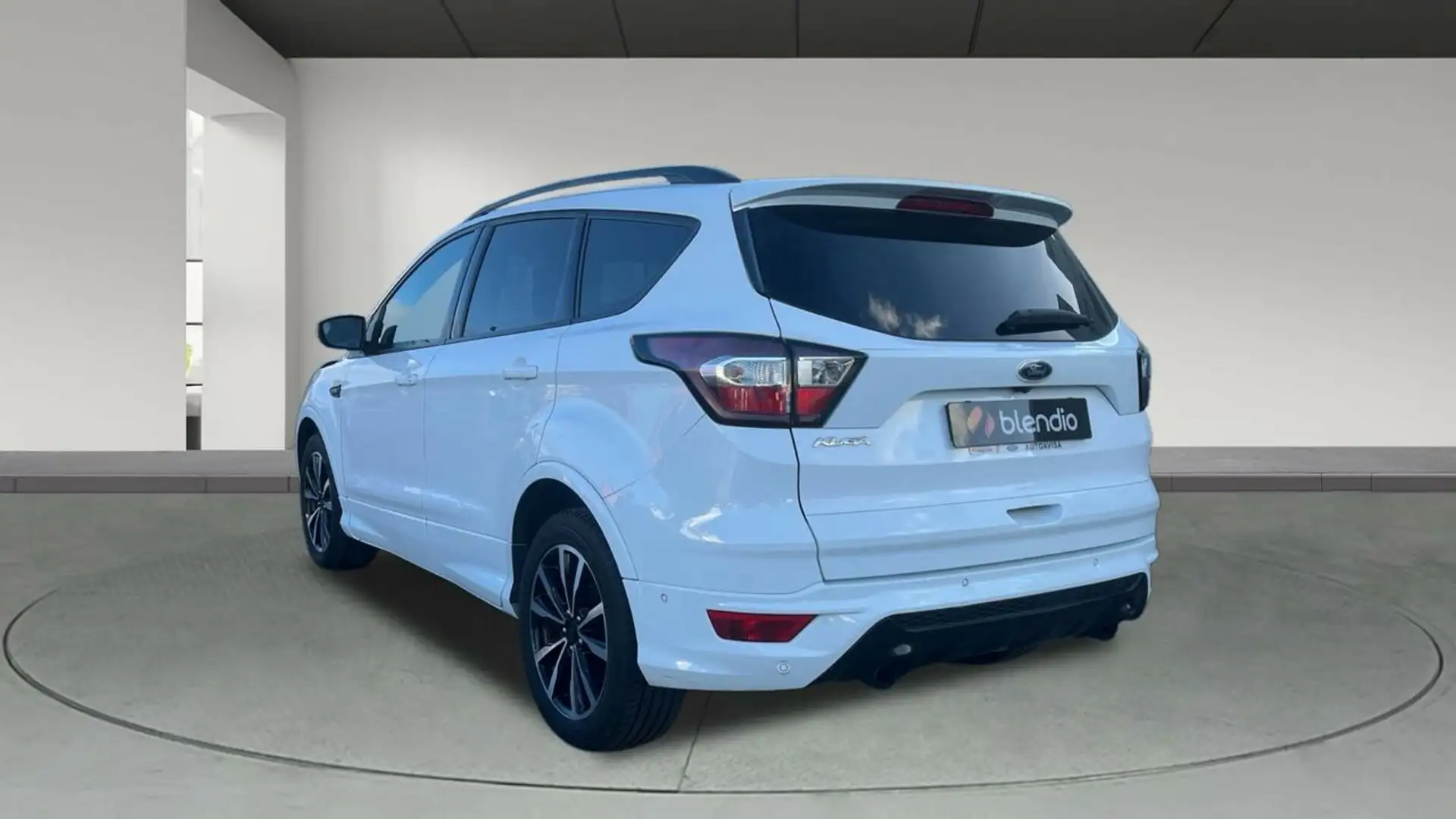 Ford Kuga 2.0 TDCI 110KW ST-LINE 2WD 150CV 5P Bílá - 2