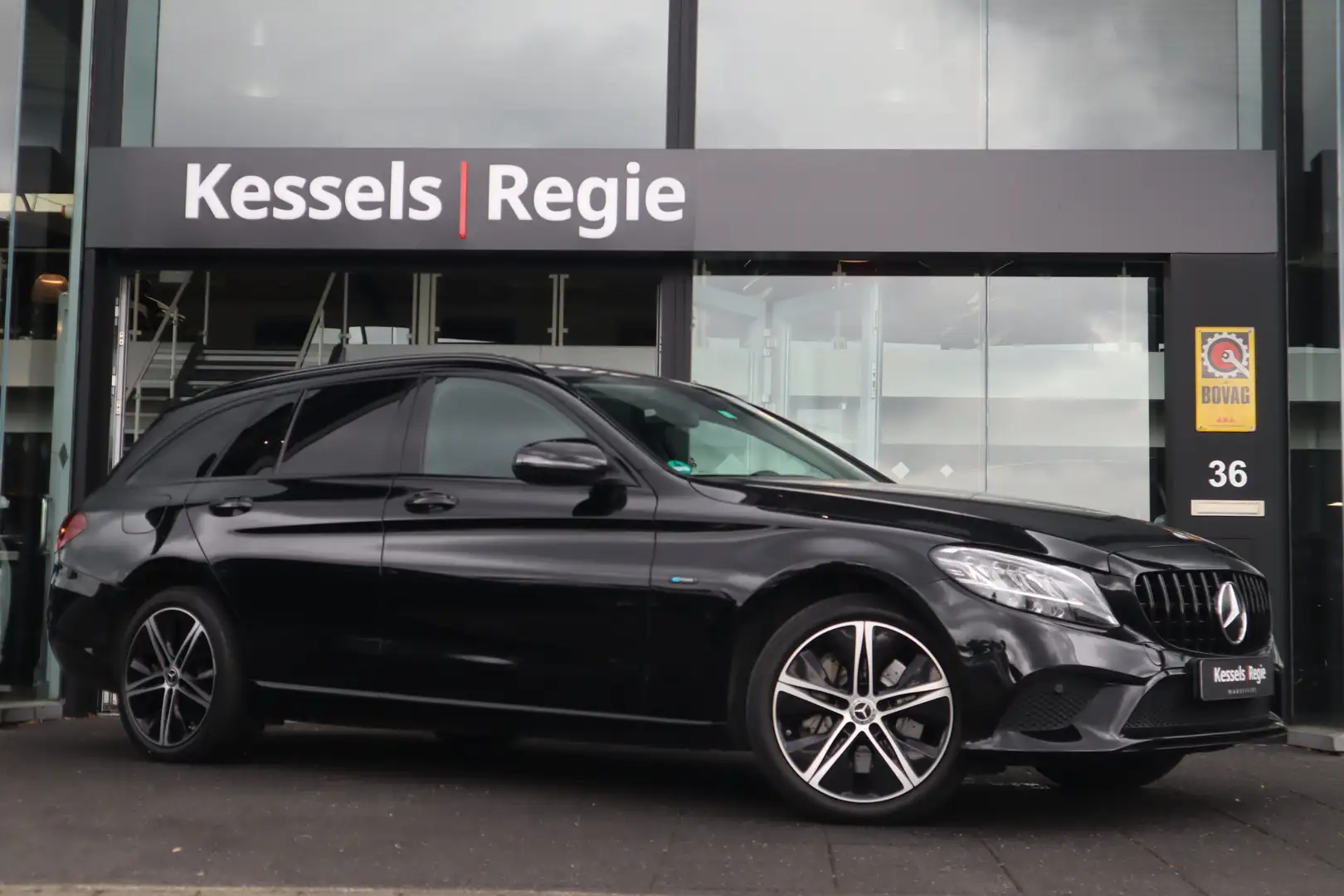 Mercedes-Benz C 300 Estate e Led Navi BLIS ACC Memory Zwart - 2