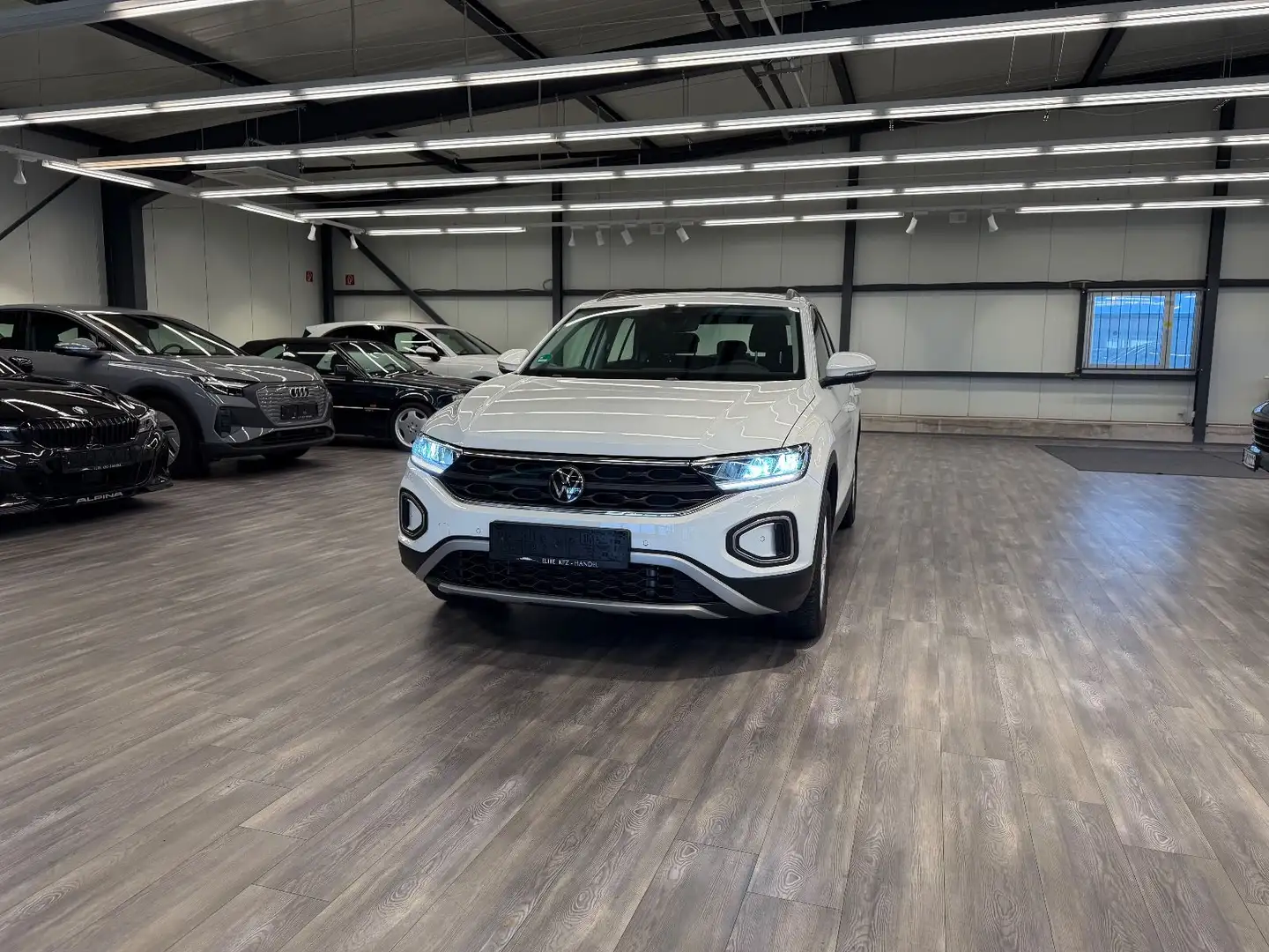 Volkswagen T-Roc Life Kamera Virtual LED AppConnect Weiß - 2
