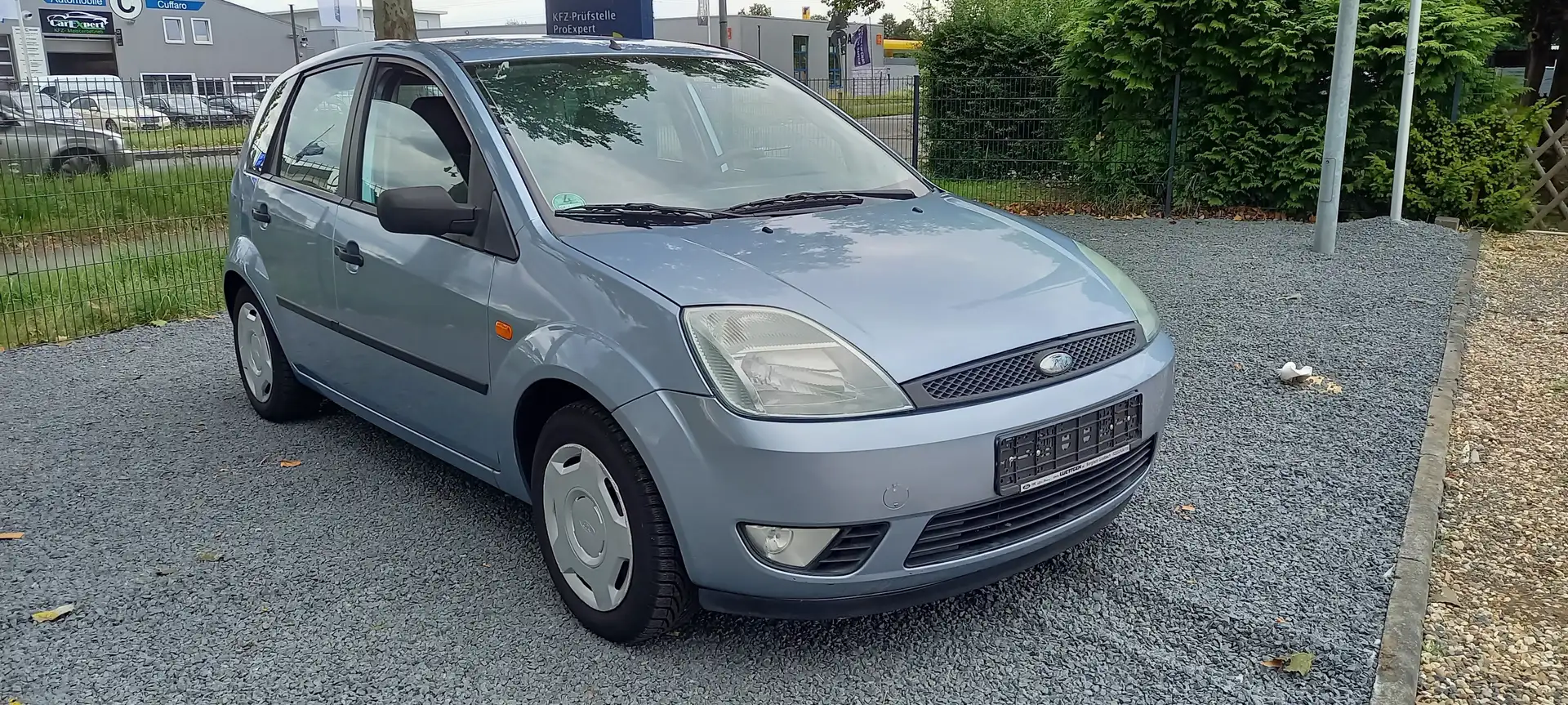 Ford Fiesta Fiesta 1.3 TÜV NEU Blau - 1