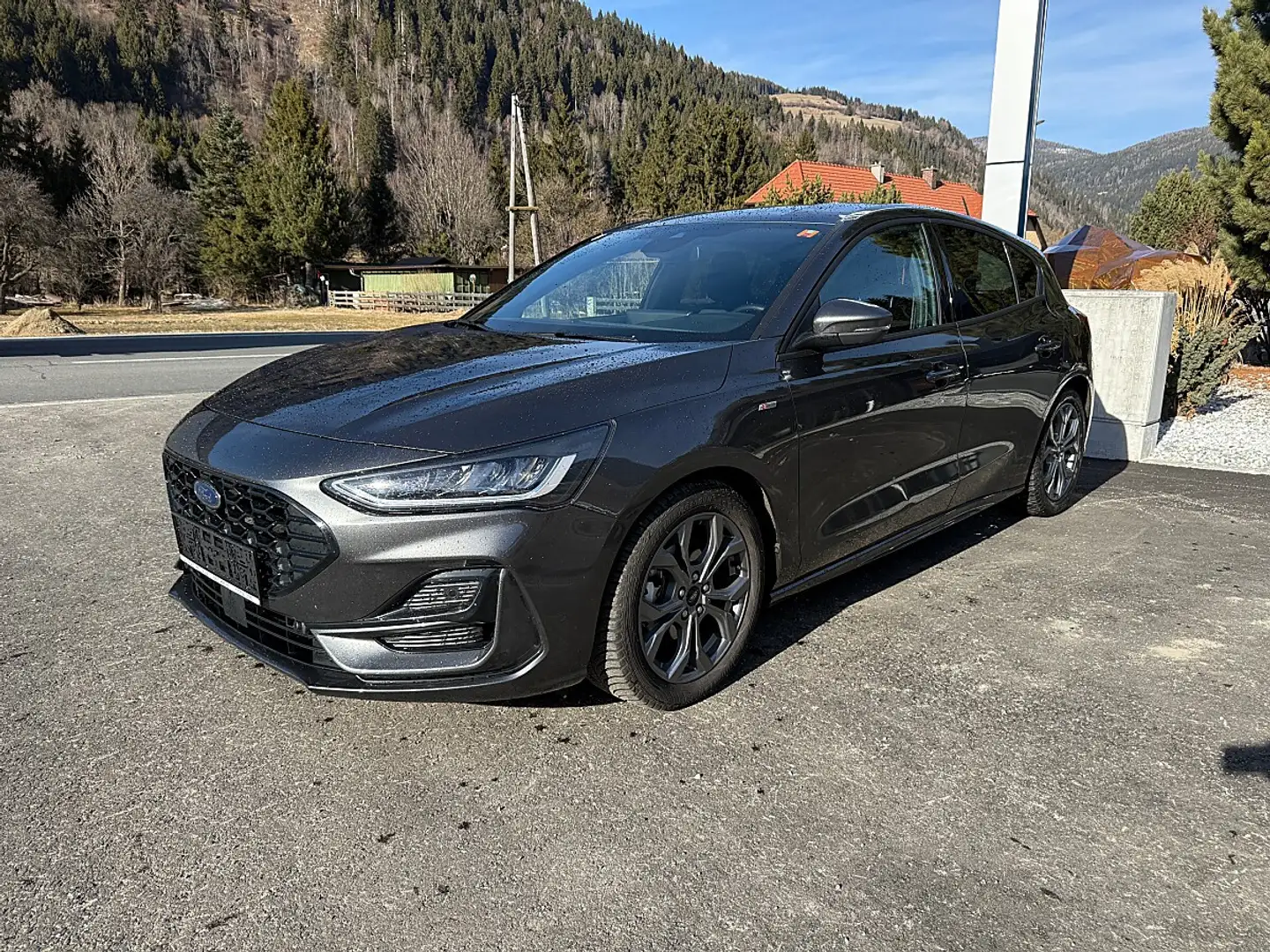Ford Focus 1,0 EcoBoost Hybrid ST-Line Grau - 2