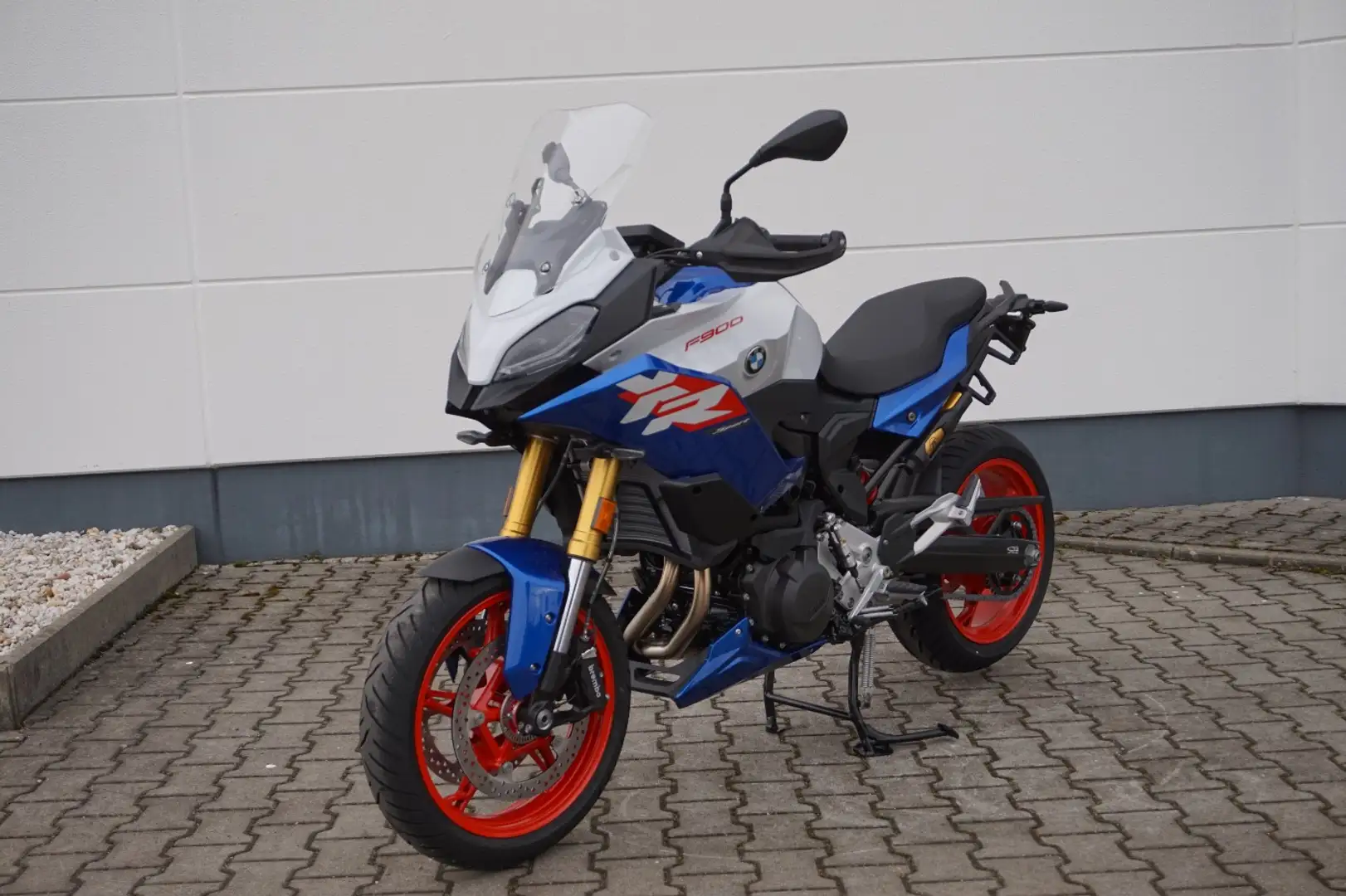 BMW F 900 XR Bleu - 2