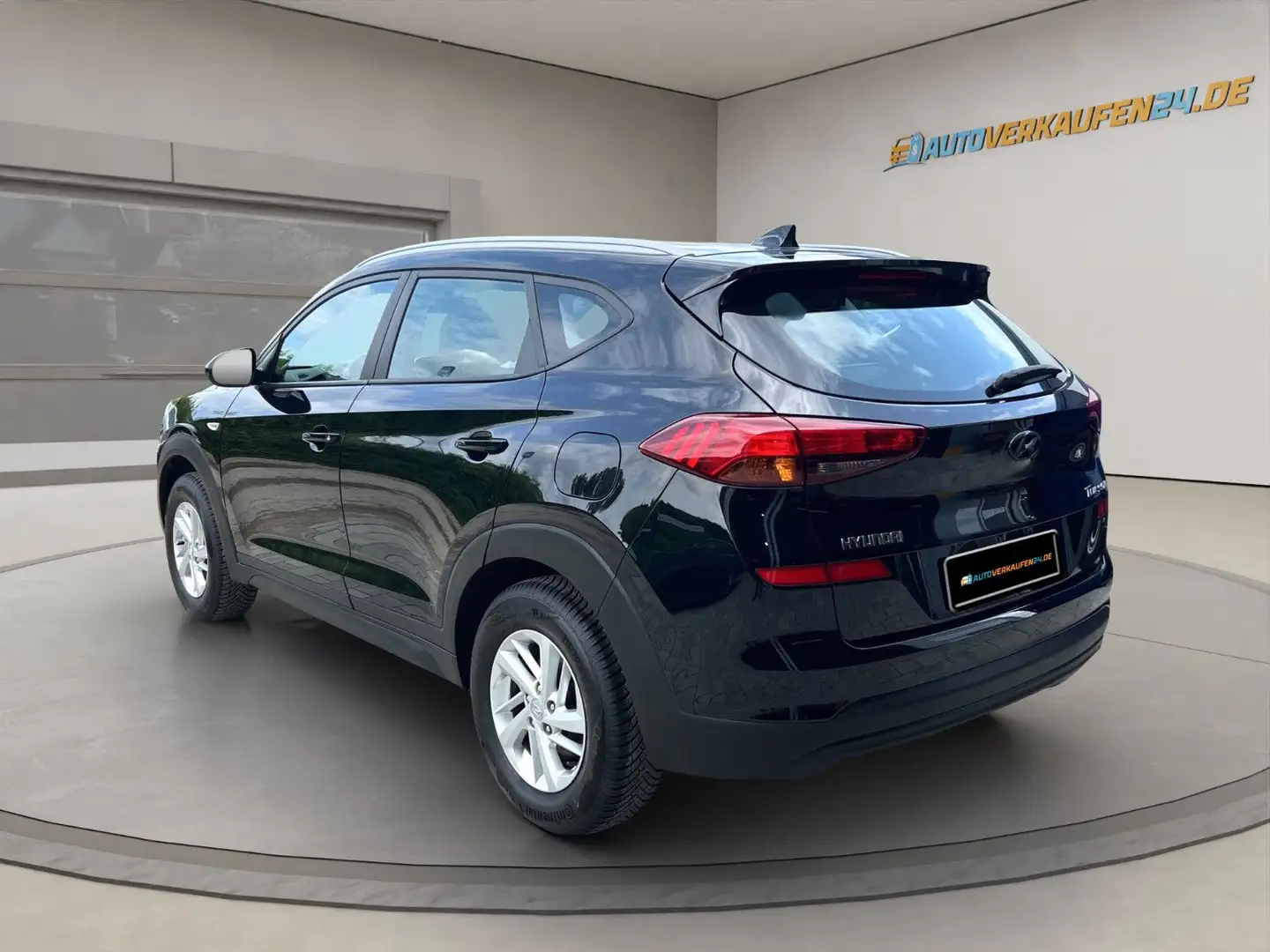Hyundai TUCSON Select AHK NAVI KAMERA SHZ CARPLAY 2.HD Noir - 2