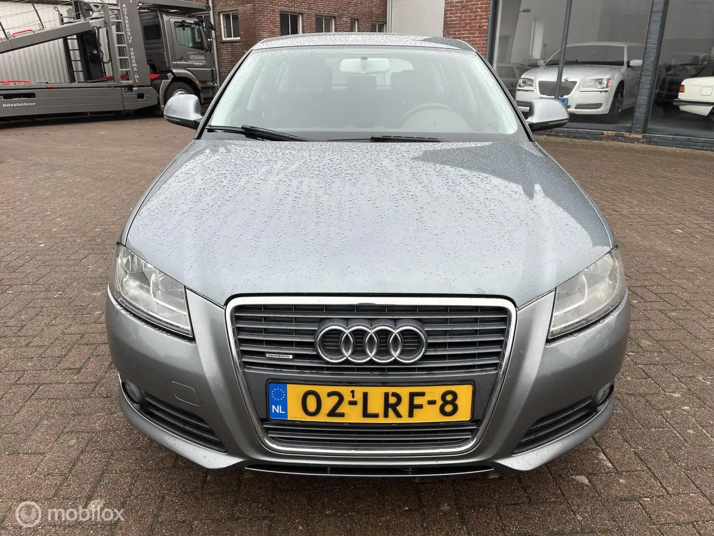 Audi A3 Sportback 1.8 TFSI quattro Ambition Pro Line 2'Eig Grau - 2