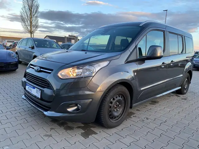 Ford Connect Titanium/PANO/NAVI/R-KAM
