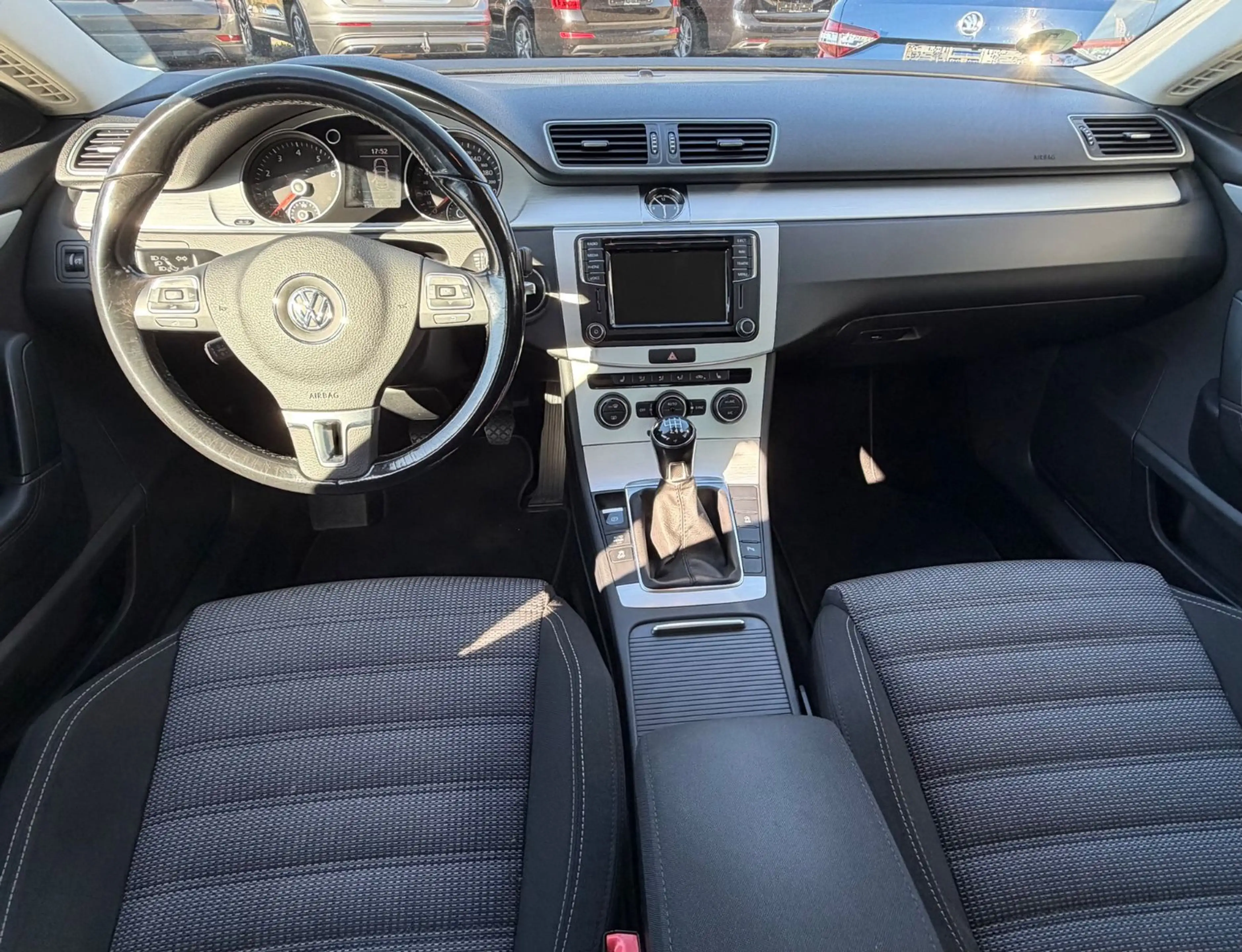 Volkswagen CC Basis BMT — photo 9