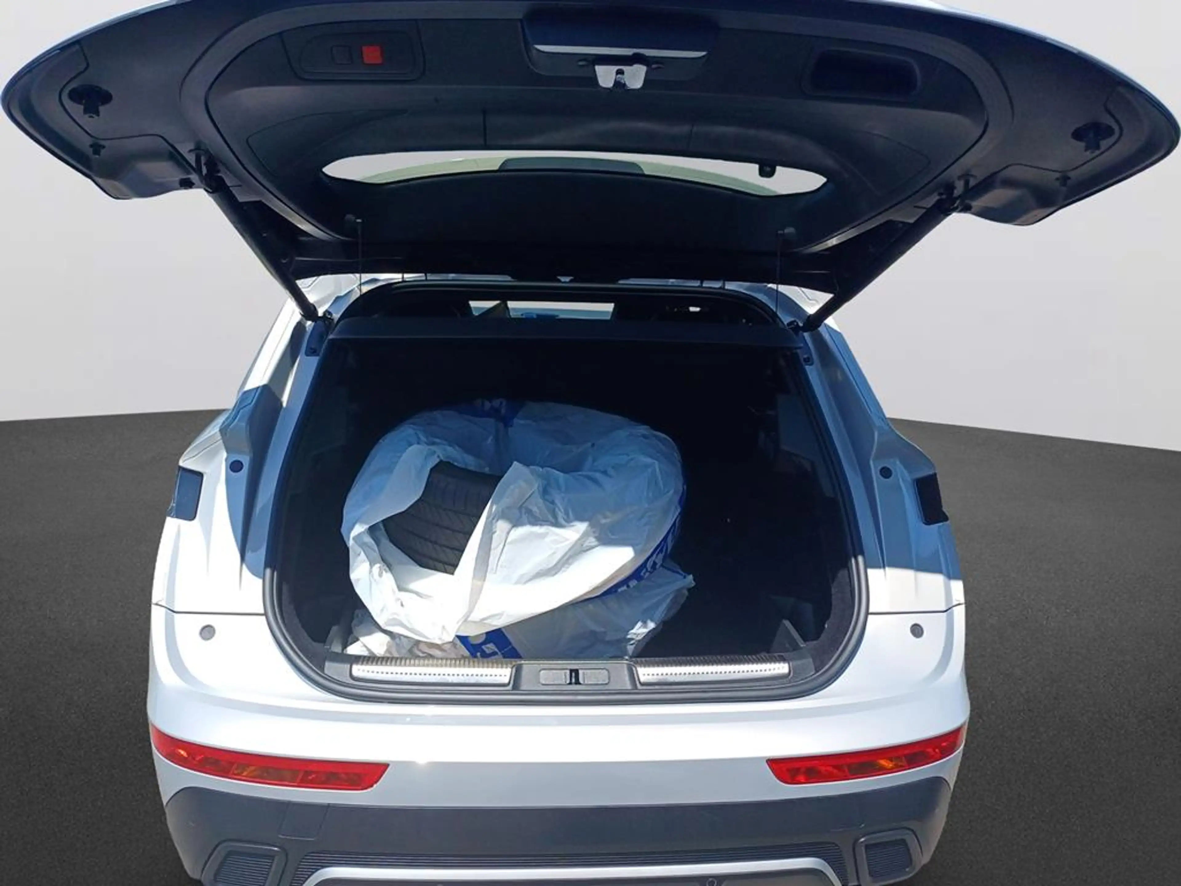 DS Automobiles DS 7 DS 7 PERFORMANCE LINE BlueHDi 130 — photo 7