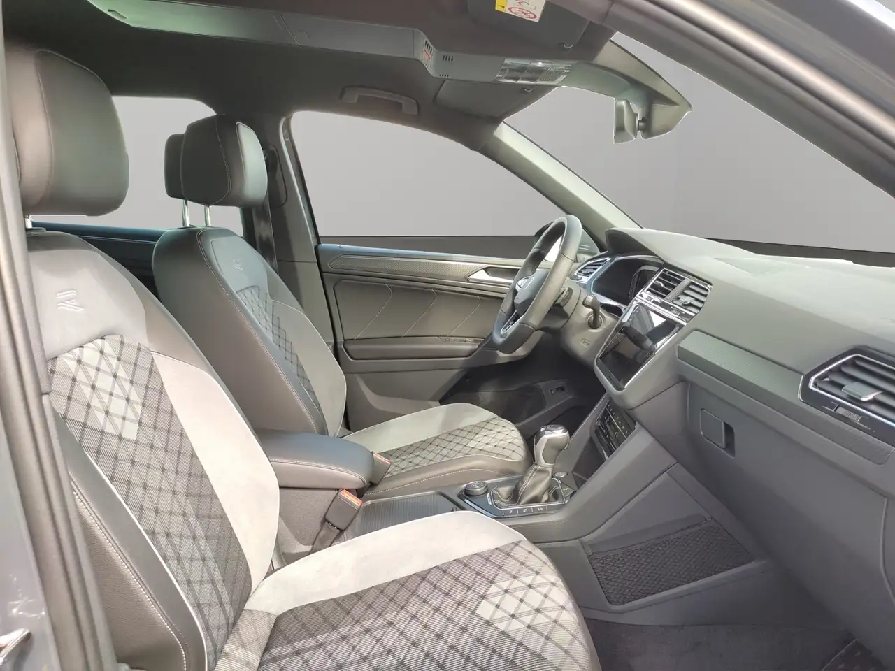 Volkswagen Tiguan R-Line 2.0 TDI DSG 4Motion, миниатюра 15