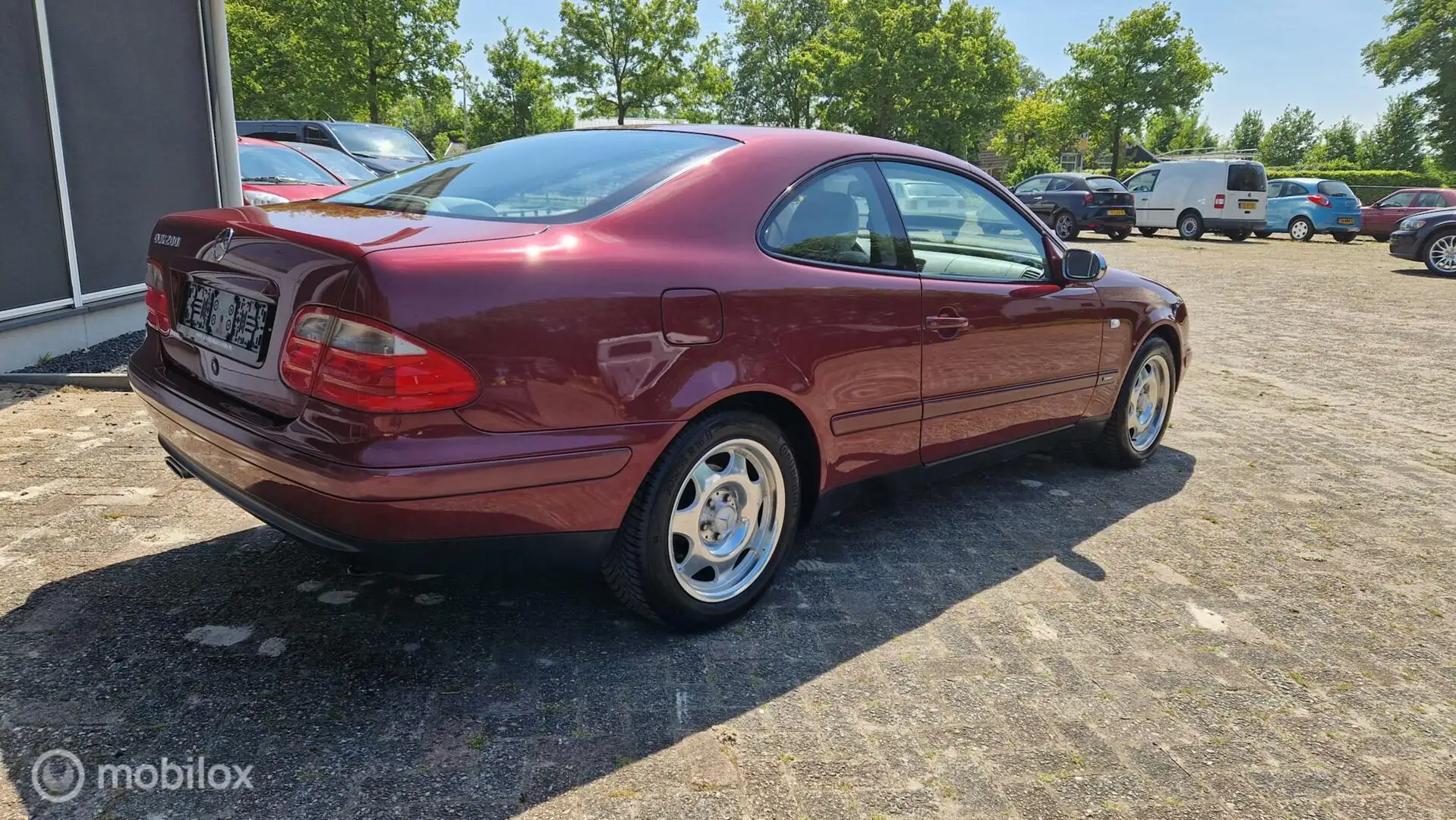 Mercedes-Benz CLK 200 Coupé Sport Красный - 2