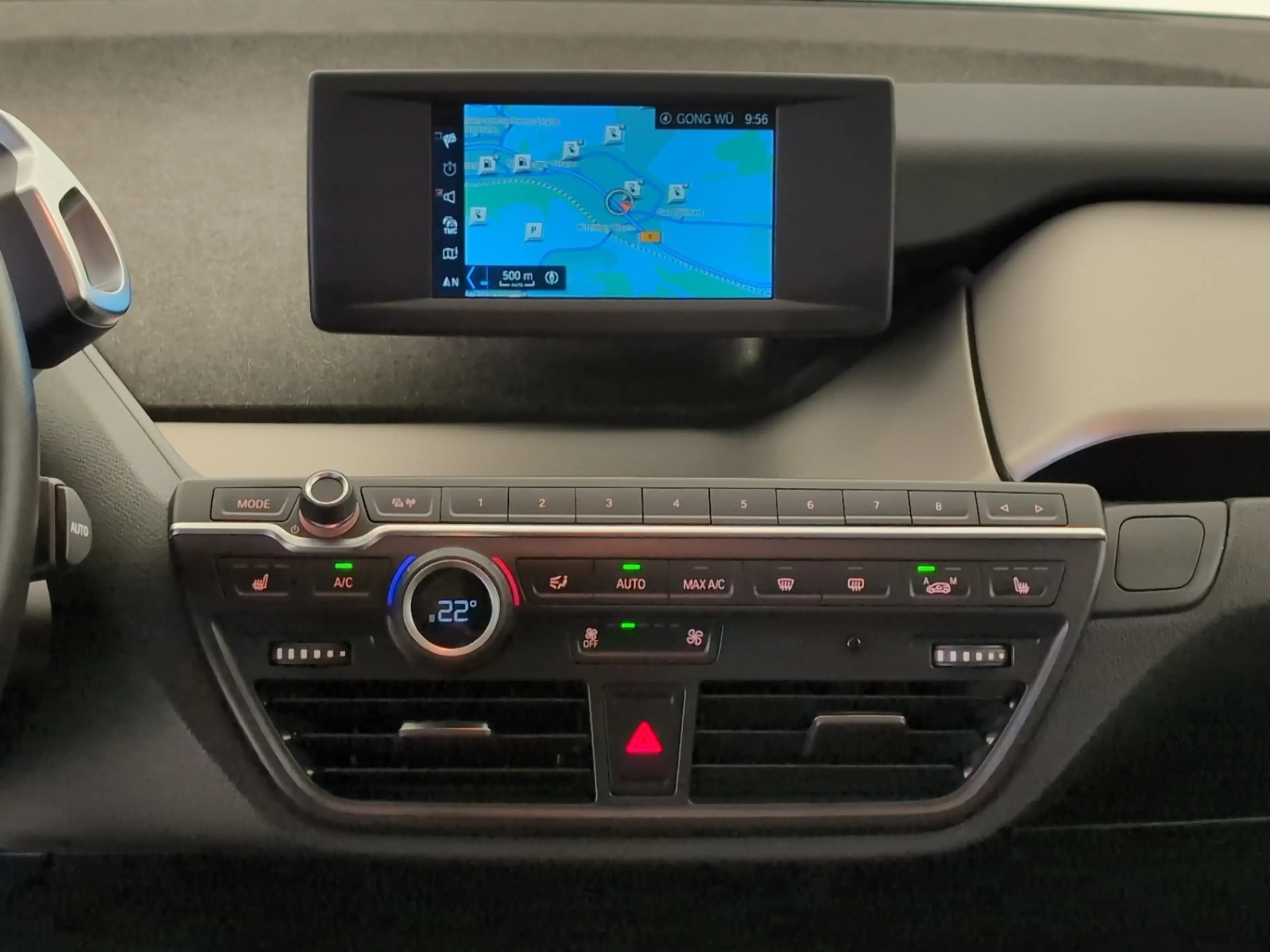 BMW i3 120Ah Navi/LED/RFK/PDCvo+hi/DAB/MFL/SHZ — photo 7