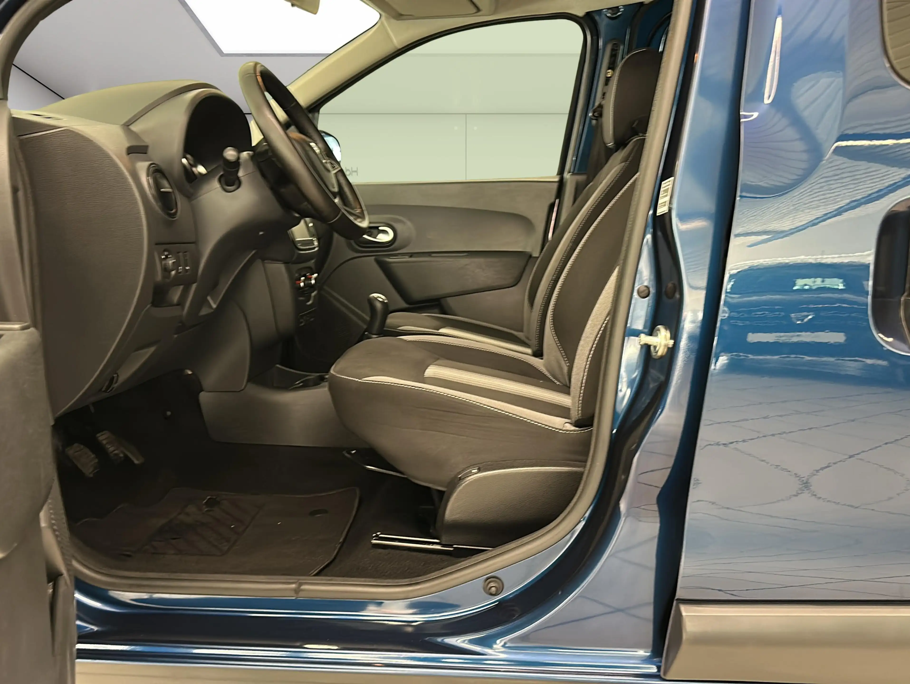Dacia Dokker 1.2 TCe Stepway|Klima|Tempo|Navi|Kamera — photo 12