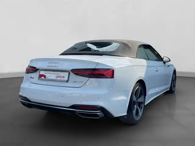 Audi A5 view 3