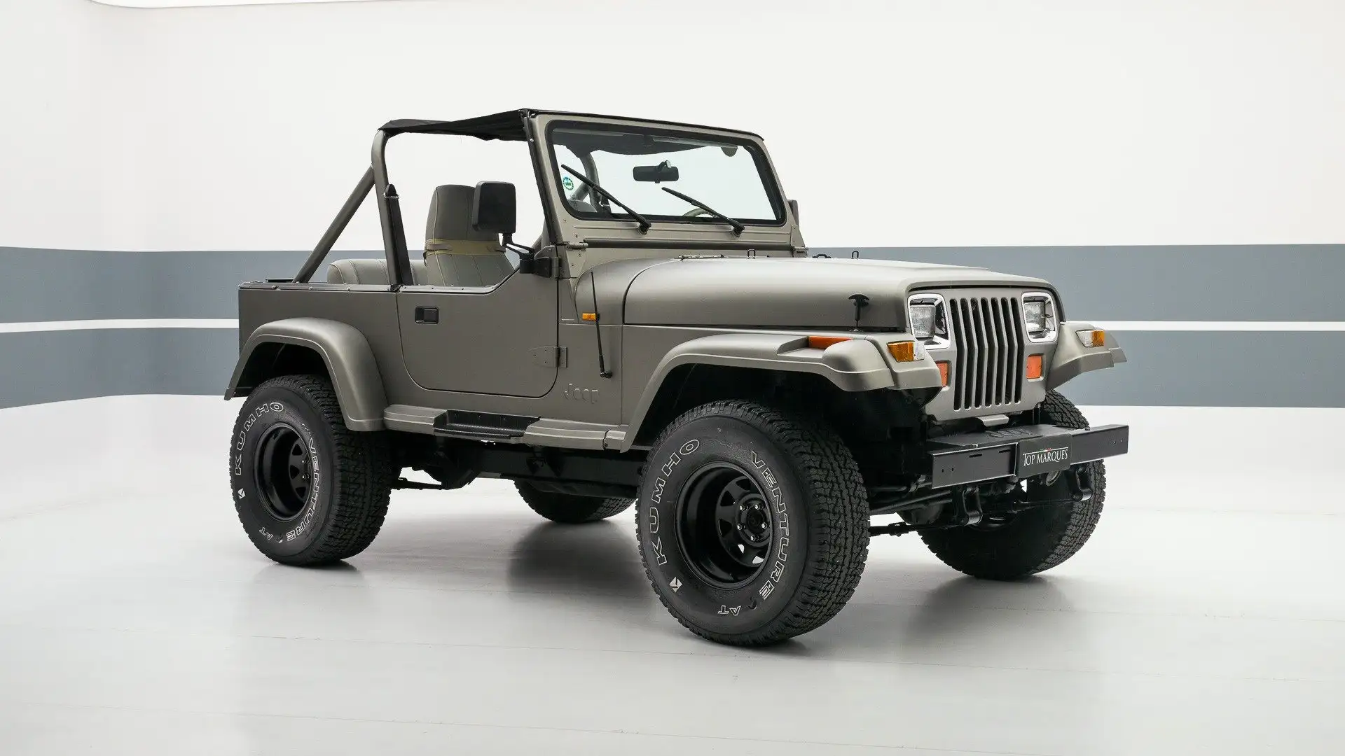Jeep Wrangler 2.5 Laredo da vedere! Gris - 2