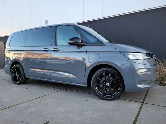 Volkswagen T7 Multivan eHybrid*AUT.*6 ZITPL*NAVI*PTS*STANDVERWARMING*