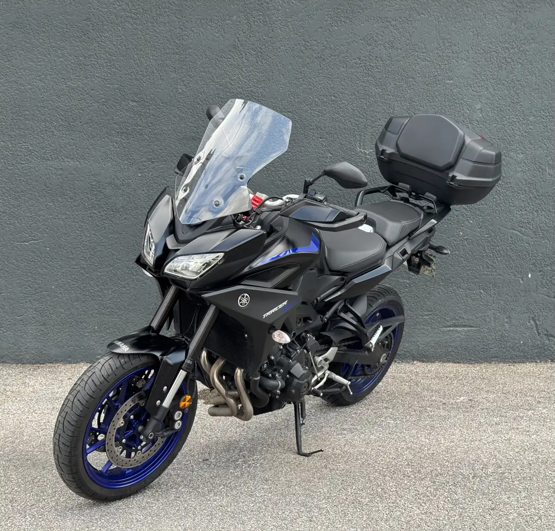 Yamaha MT-09 - 2