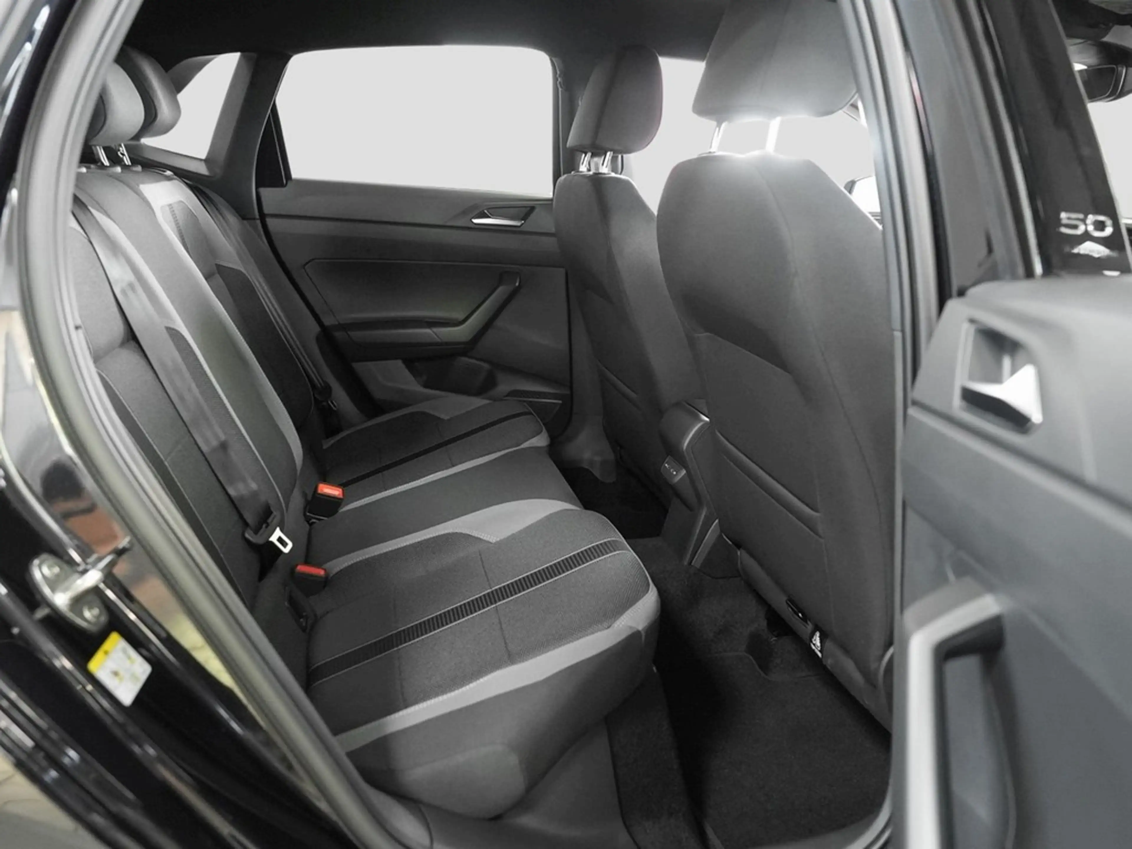 Volkswagen Polo Edition "50 Jahre" Style DSG Keyless, 17" — photo 10