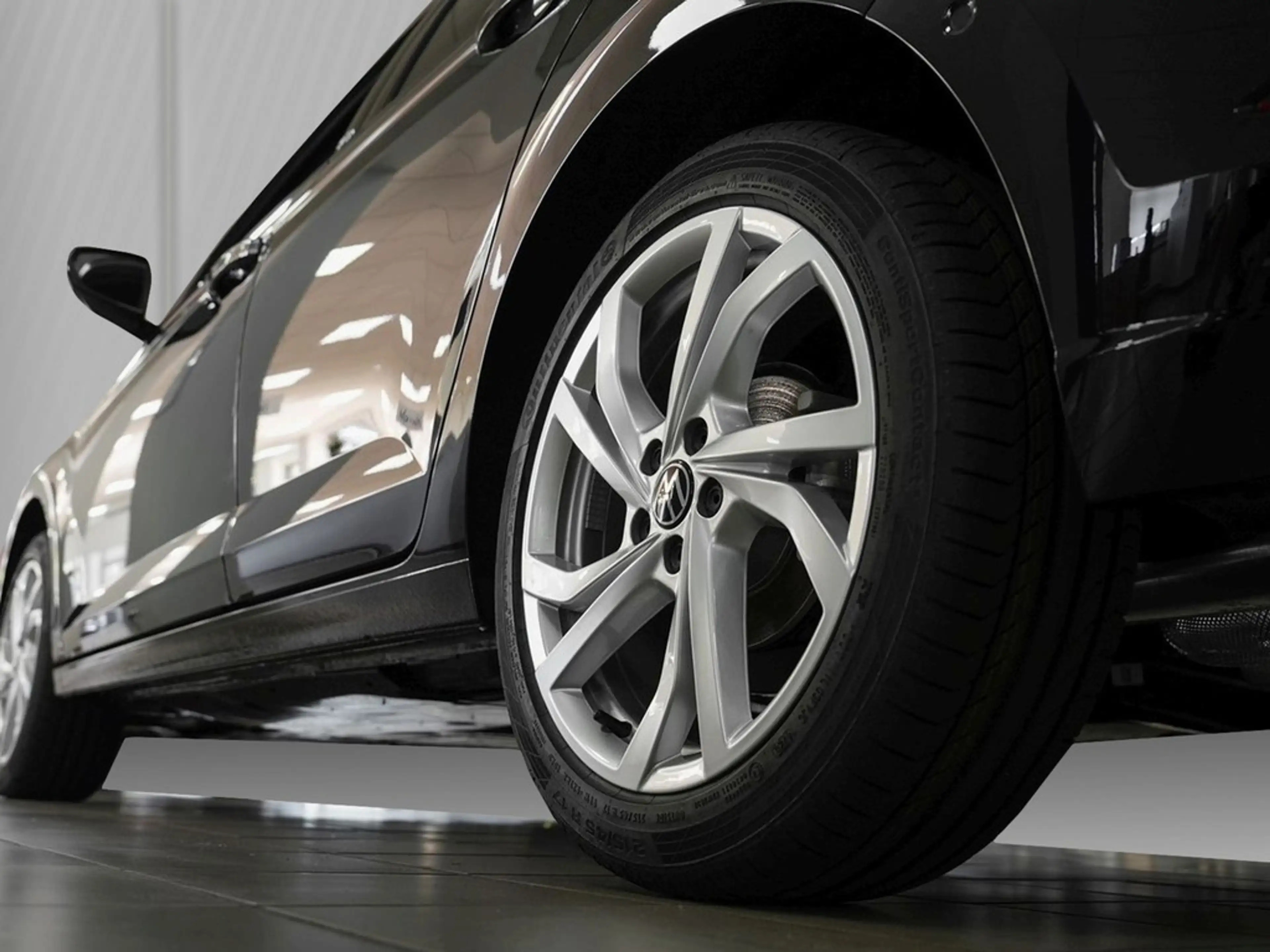 Volkswagen Polo Edition "50 Jahre" Style DSG Keyless, 17" — photo 5