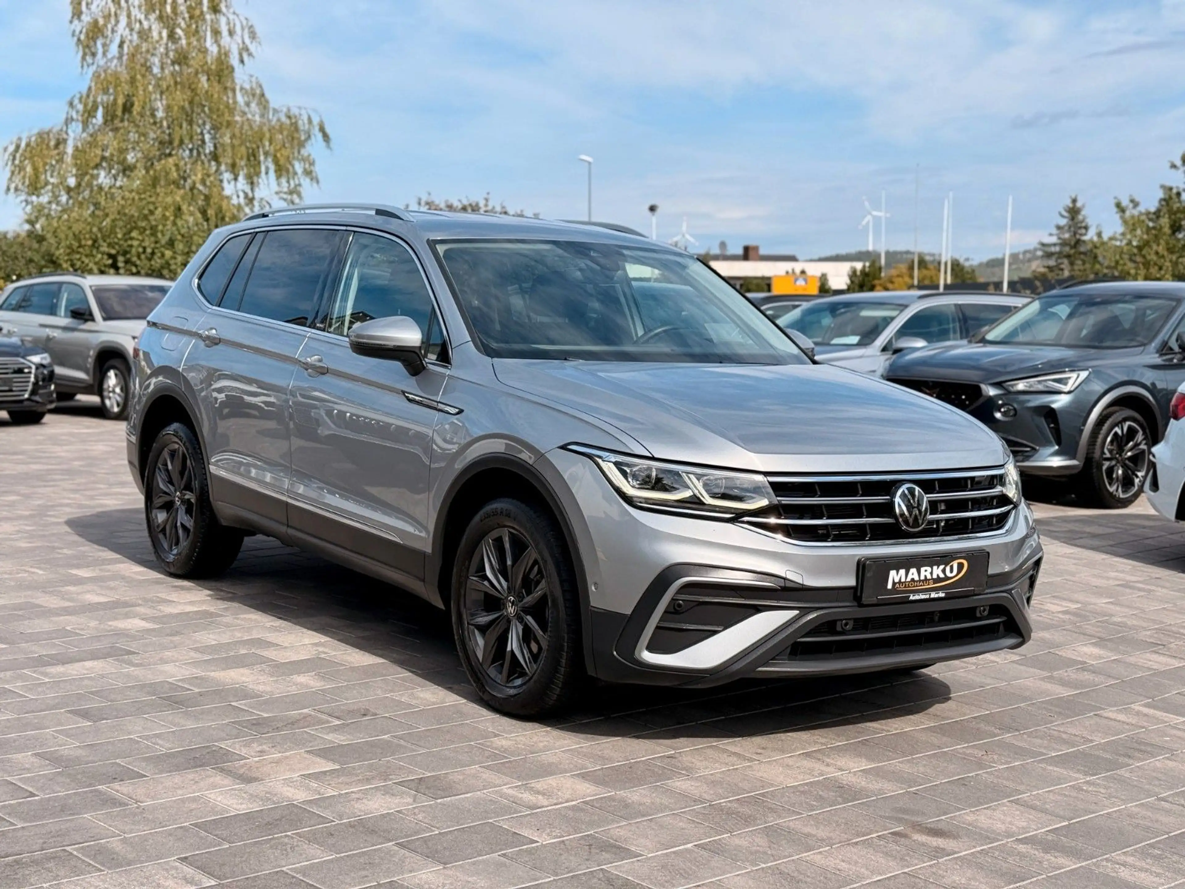 Volkswagen Tiguan Allspace 2.0TDi HUD*ACC*RFK*AHK*7SITZER* — photo 2