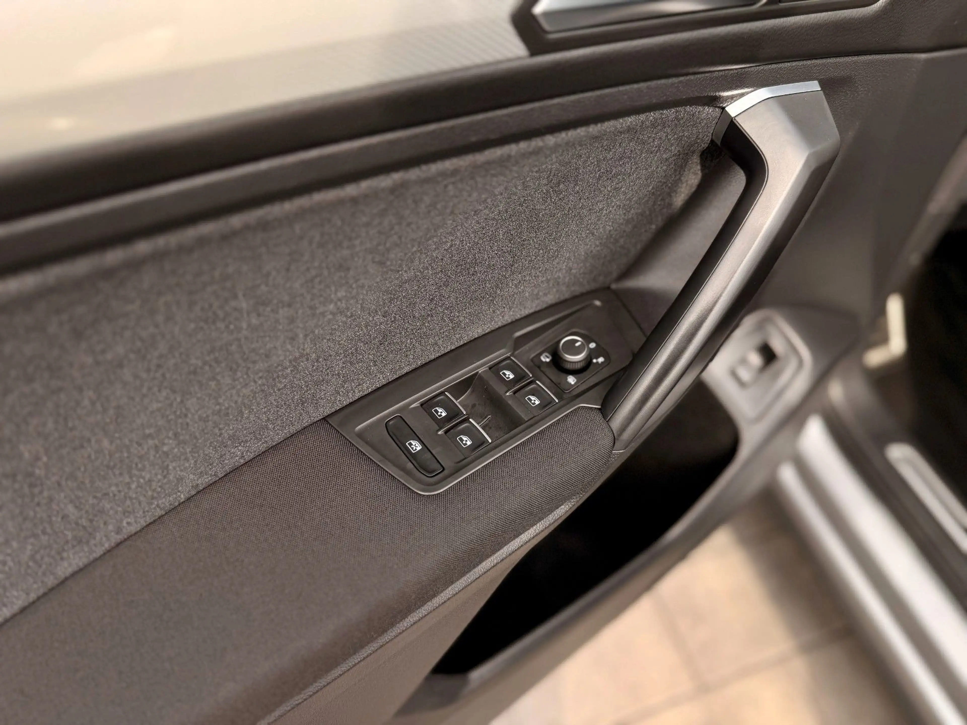 Volkswagen Tiguan Allspace 2.0TDi HUD*ACC*RFK*AHK*7SITZER* — photo 10