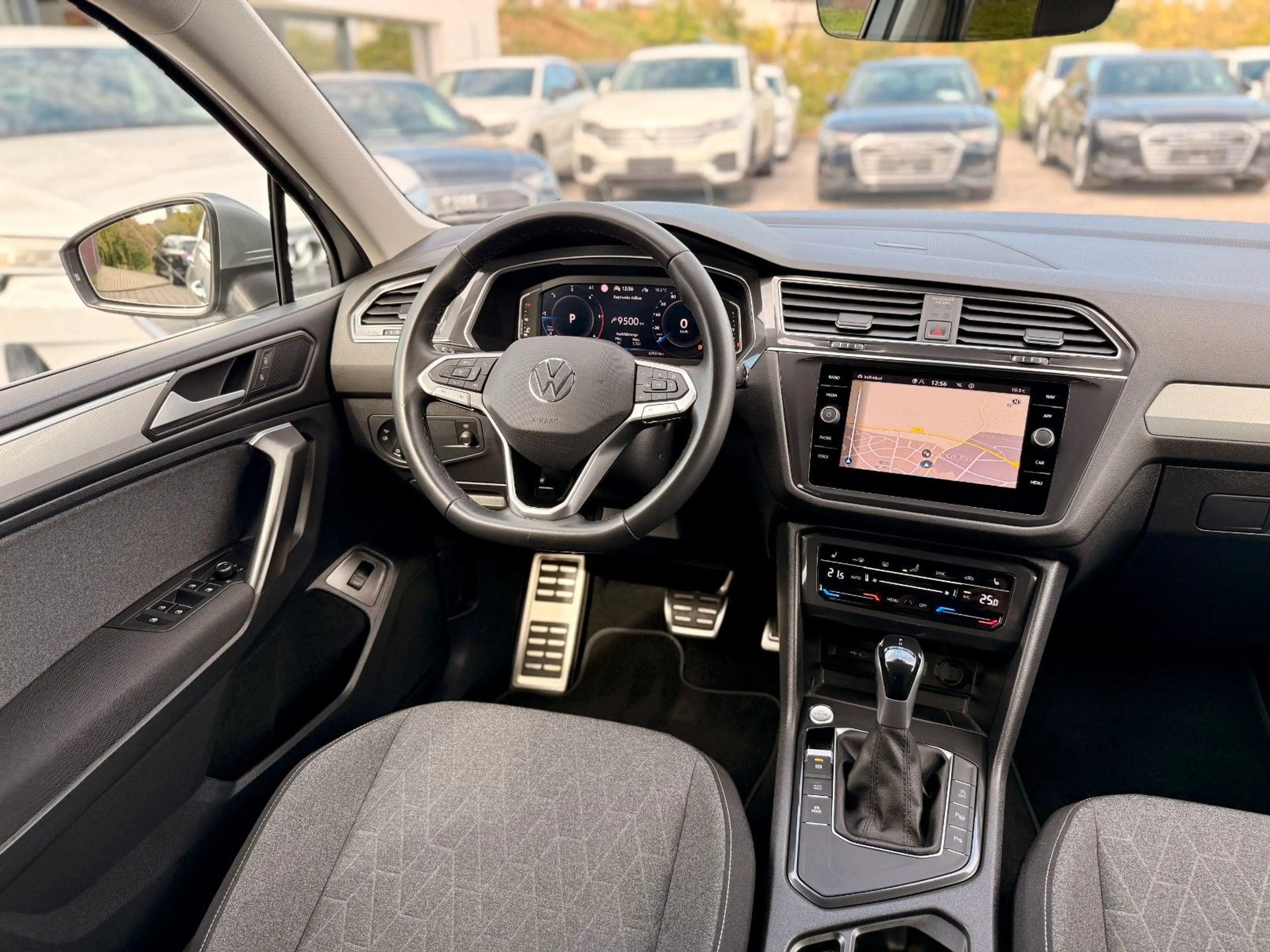Volkswagen Tiguan Allspace 2.0TDi HUD*ACC*RFK*AHK*7SITZER* — photo 13