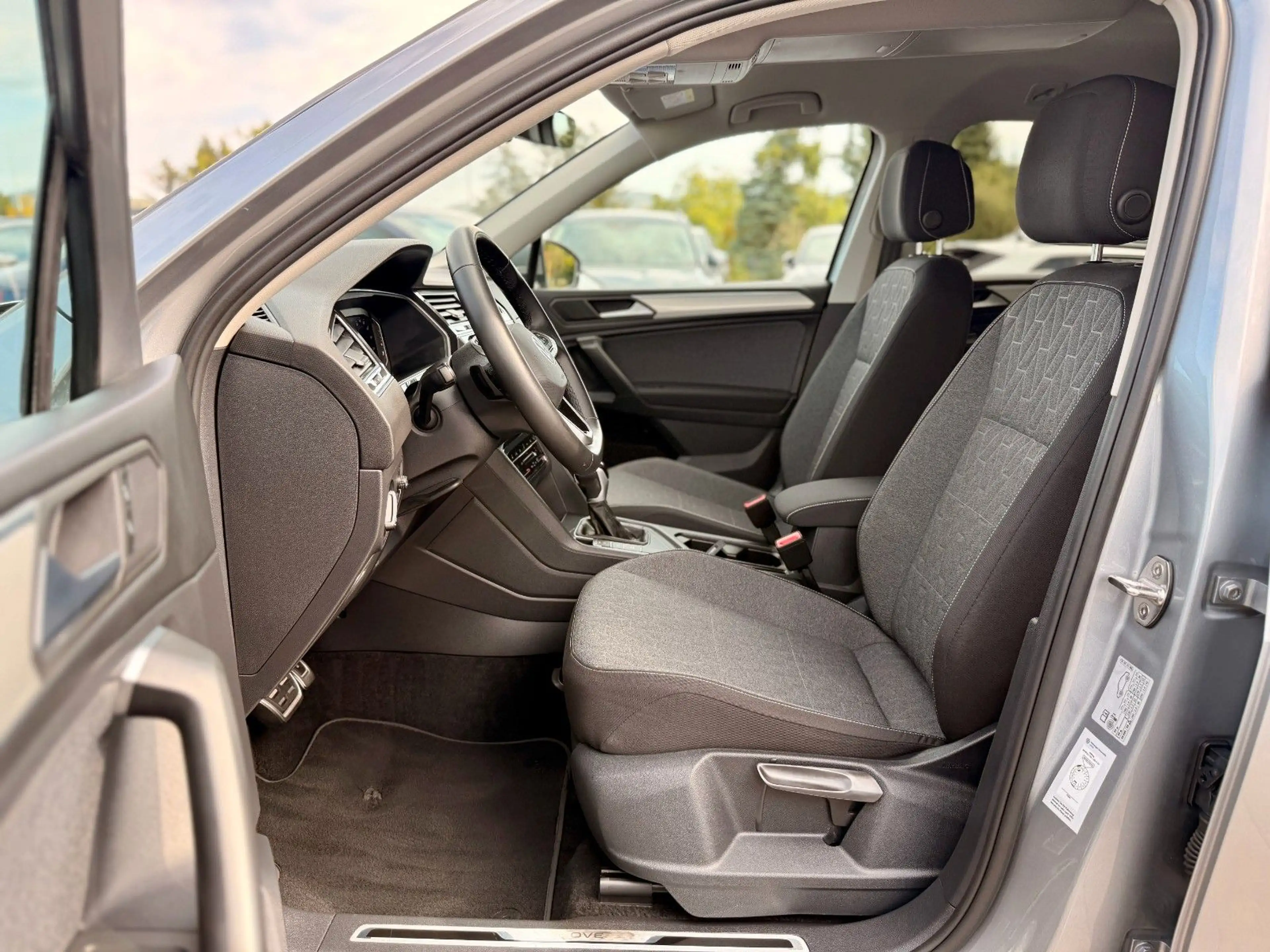 Volkswagen Tiguan Allspace 2.0TDi HUD*ACC*RFK*AHK*7SITZER* — photo 11