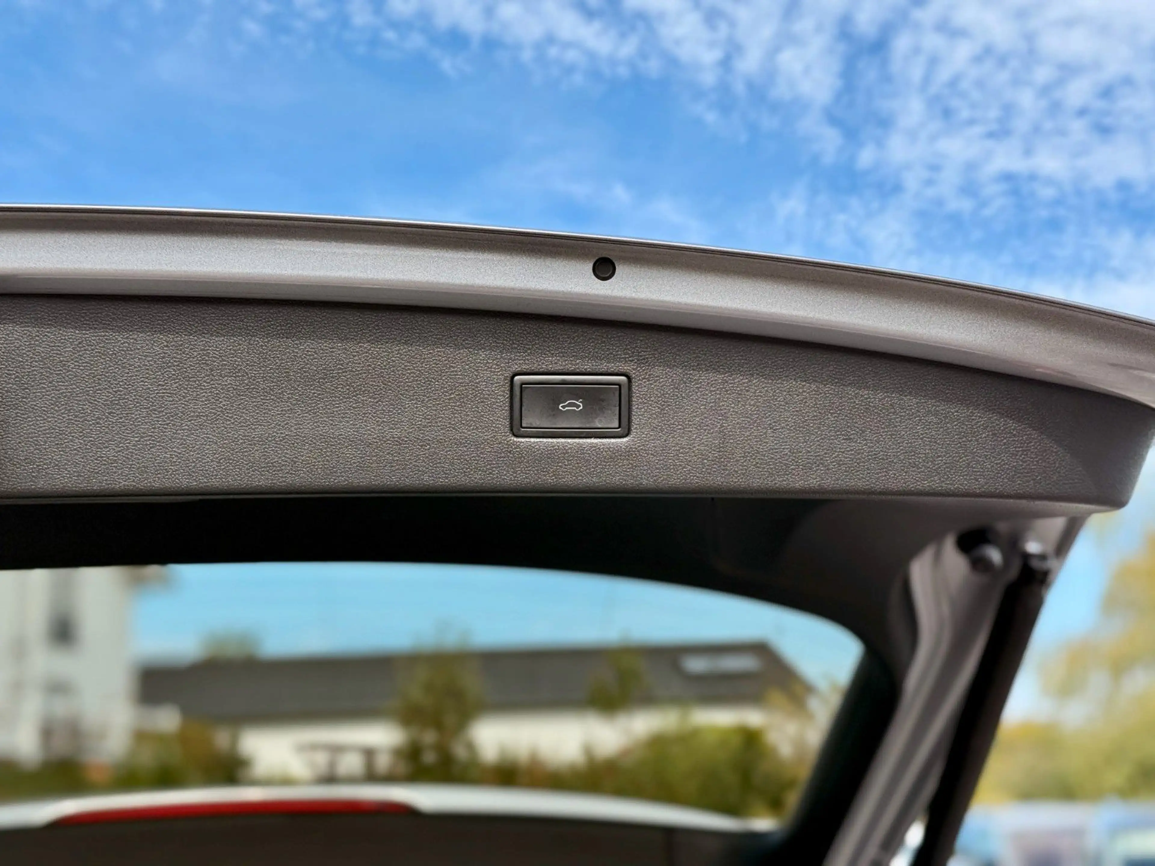 Volkswagen Tiguan Allspace 2.0TDi HUD*ACC*RFK*AHK*7SITZER* — photo 8