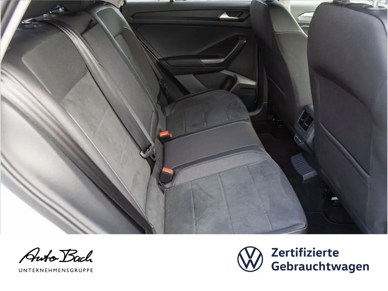 Volkswagen T-Roc 1.5 TSI DSG Style, Navi, LED, AHK, App-Con 19