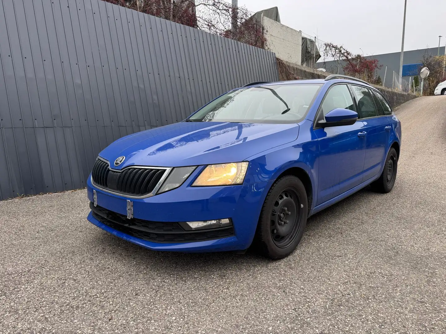 Skoda Octavia Ambition TDI Bleu - 1
