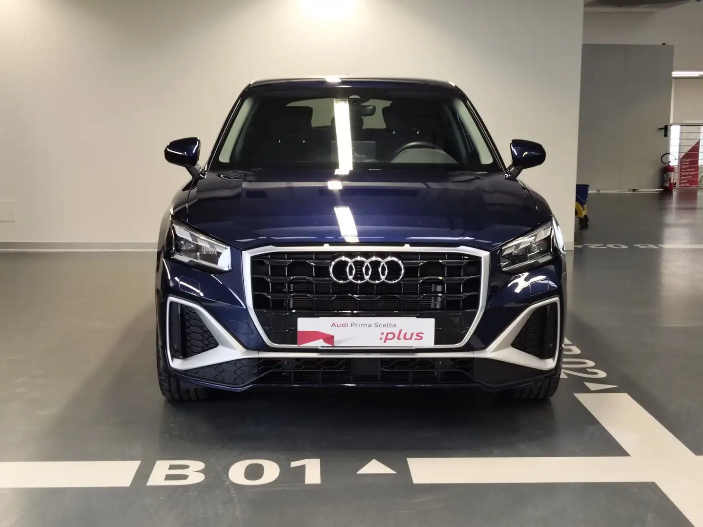 Audi Q2 Q2 35 TFSI S tronic S line Edition Bleu - 2