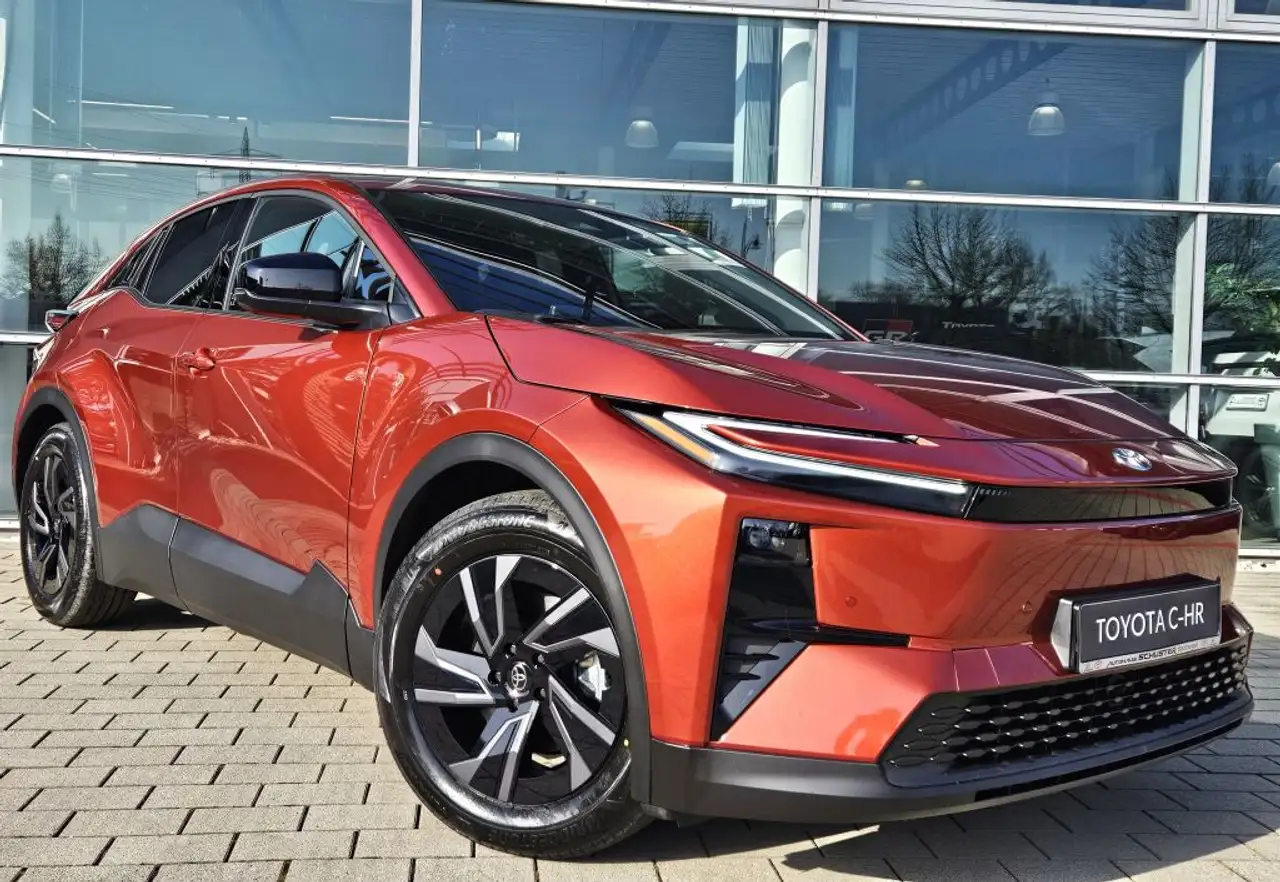 Toyota C-HR C-HR+ 77kWh Teamplayer 2