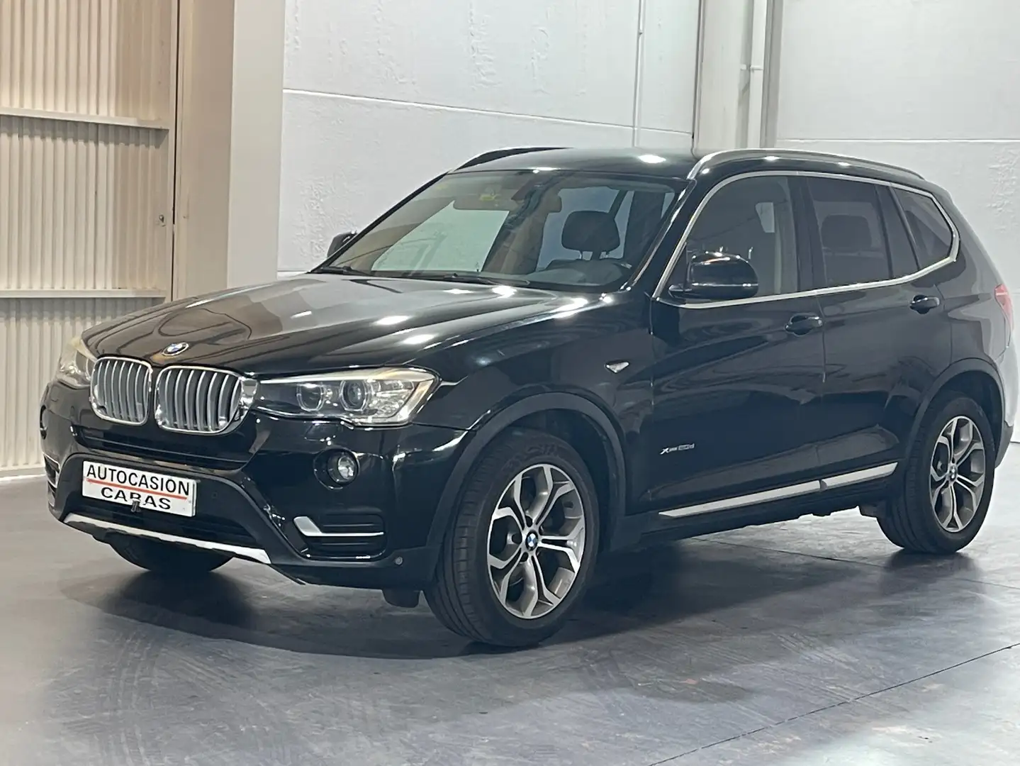 BMW X3 xDrive 20dA Negro - 1