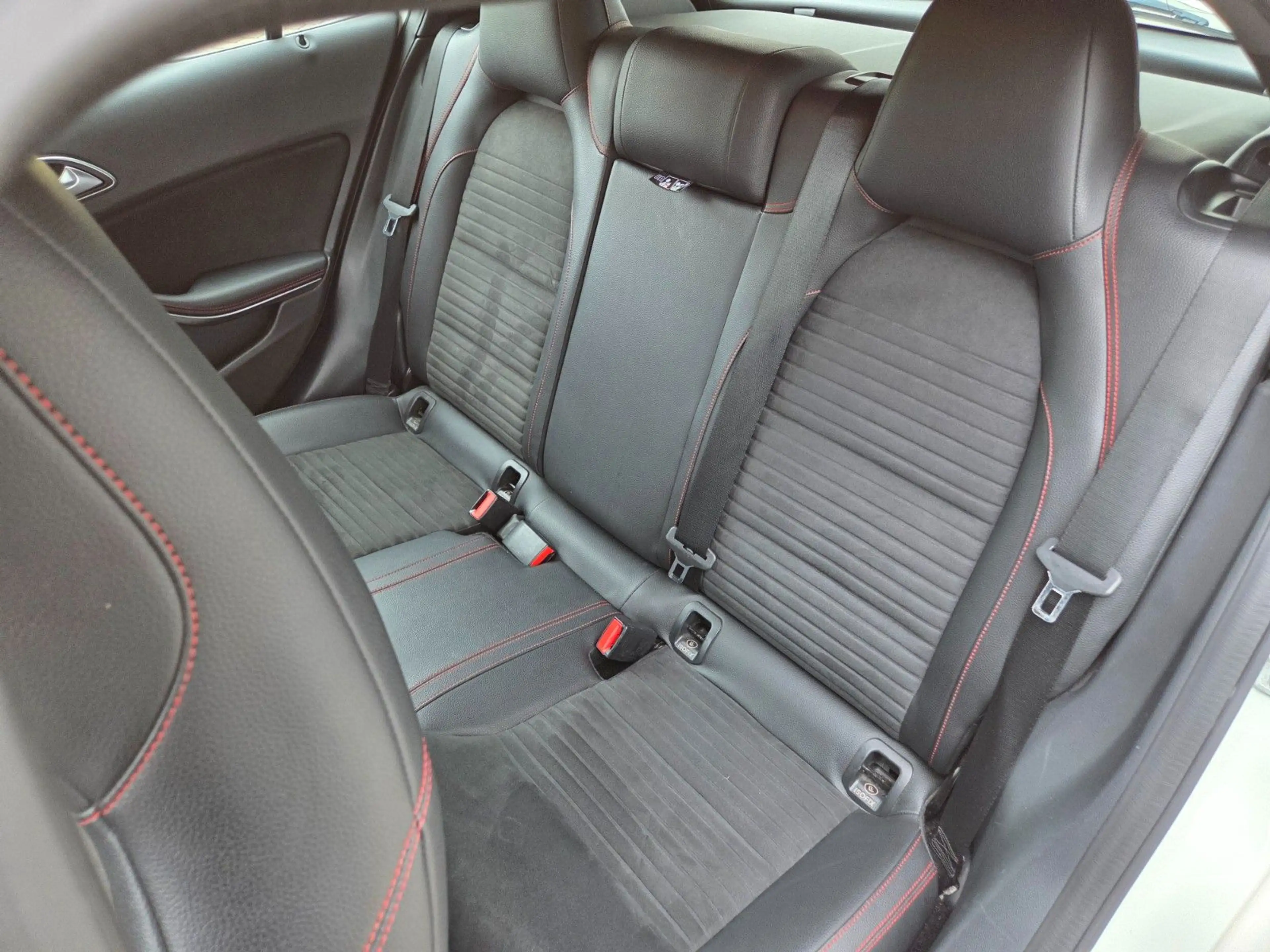 Mercedes-Benz GLA 250 4Matic Street Style, AMG Line, Kamera — photo 16