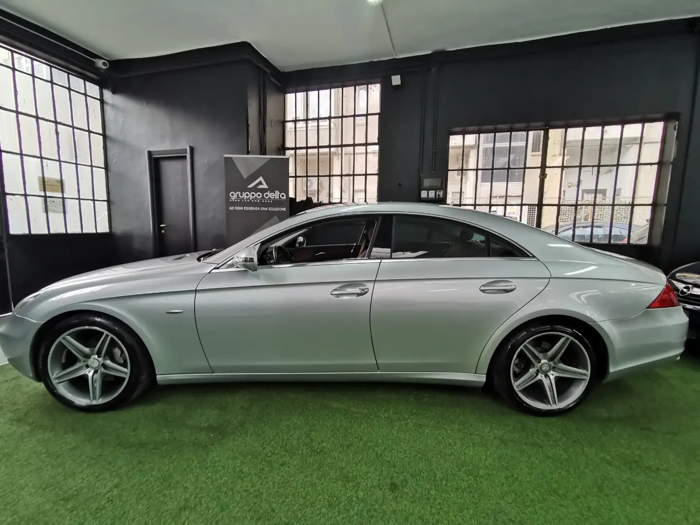 Mercedes-Benz CLS 350 CLS V6 Grand edition TETTO-NAVI-AUTO DA COLLEZIONE Argent - 2