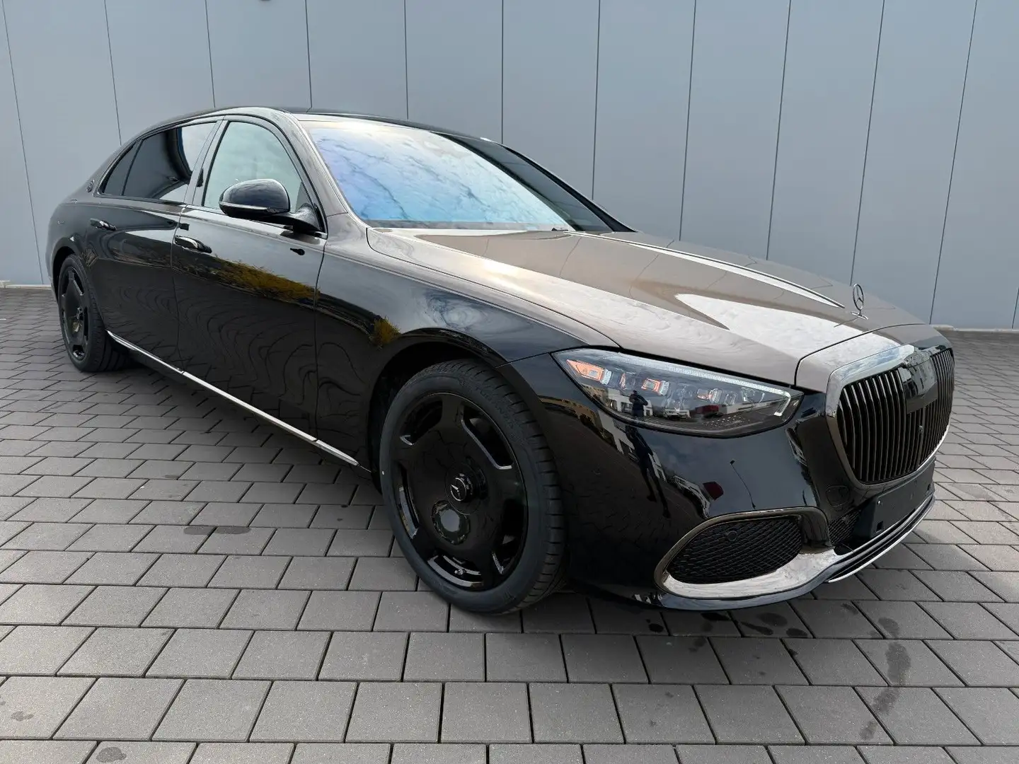 Mercedes-Benz S -Klasse Lim. Maybach S 580 4Matic Night Series Nero - 1
