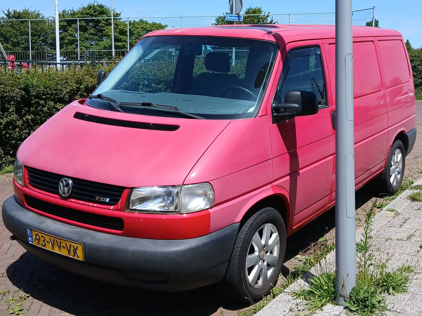 Volkswagen T4 2.5 TDI , 88 pk Rood - 2