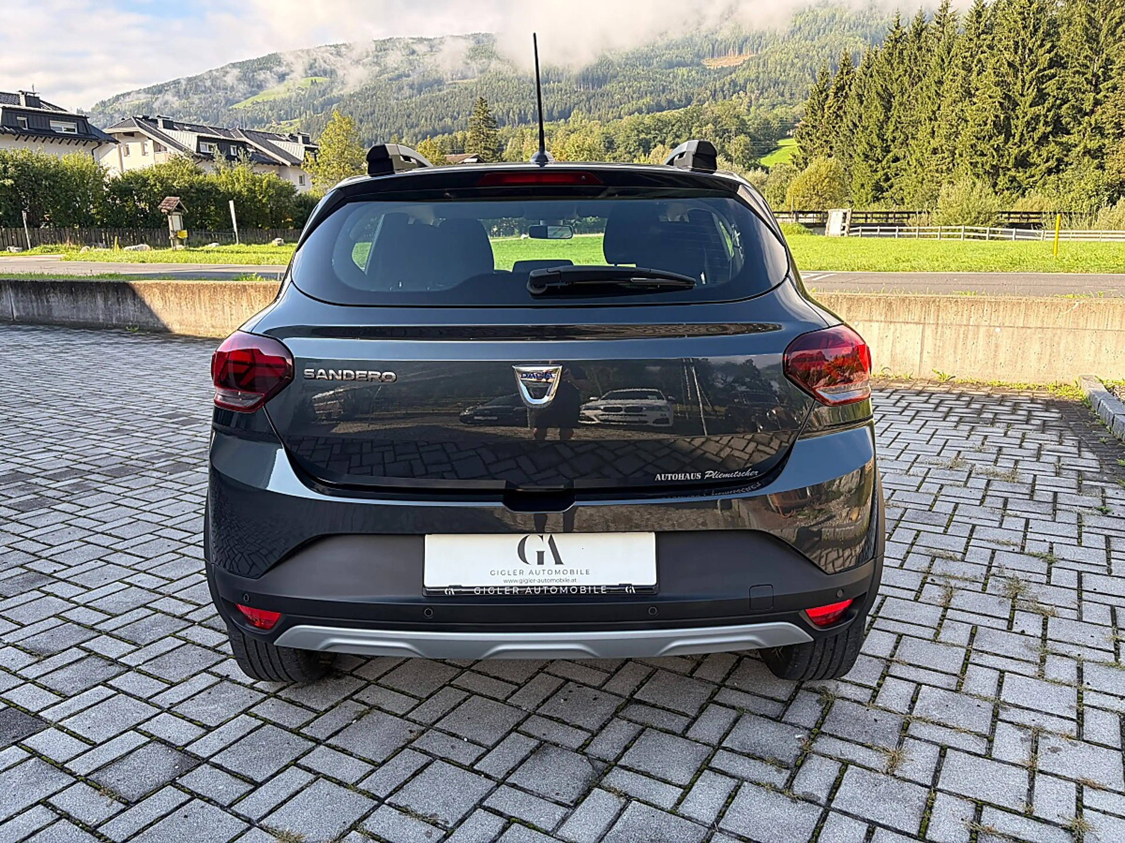 Dacia Sandero Stepway Comfort TCe 90 — photo 4