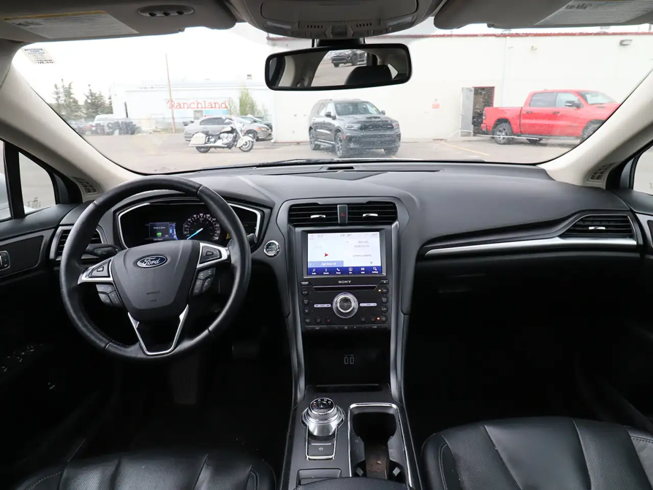 Ford Fusion Hybrid снимка Ford Fusion Hybrid