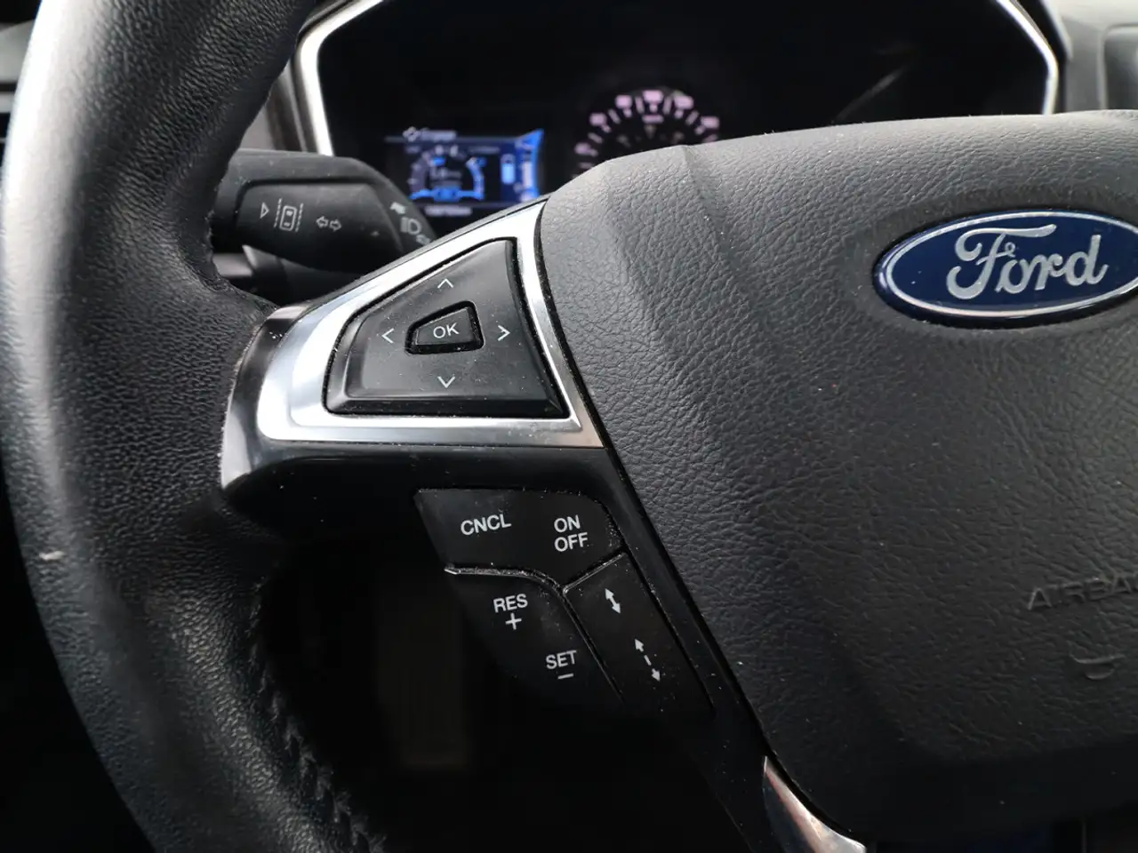 Ford Fusion Hybrid снимка Ford Fusion Hybrid